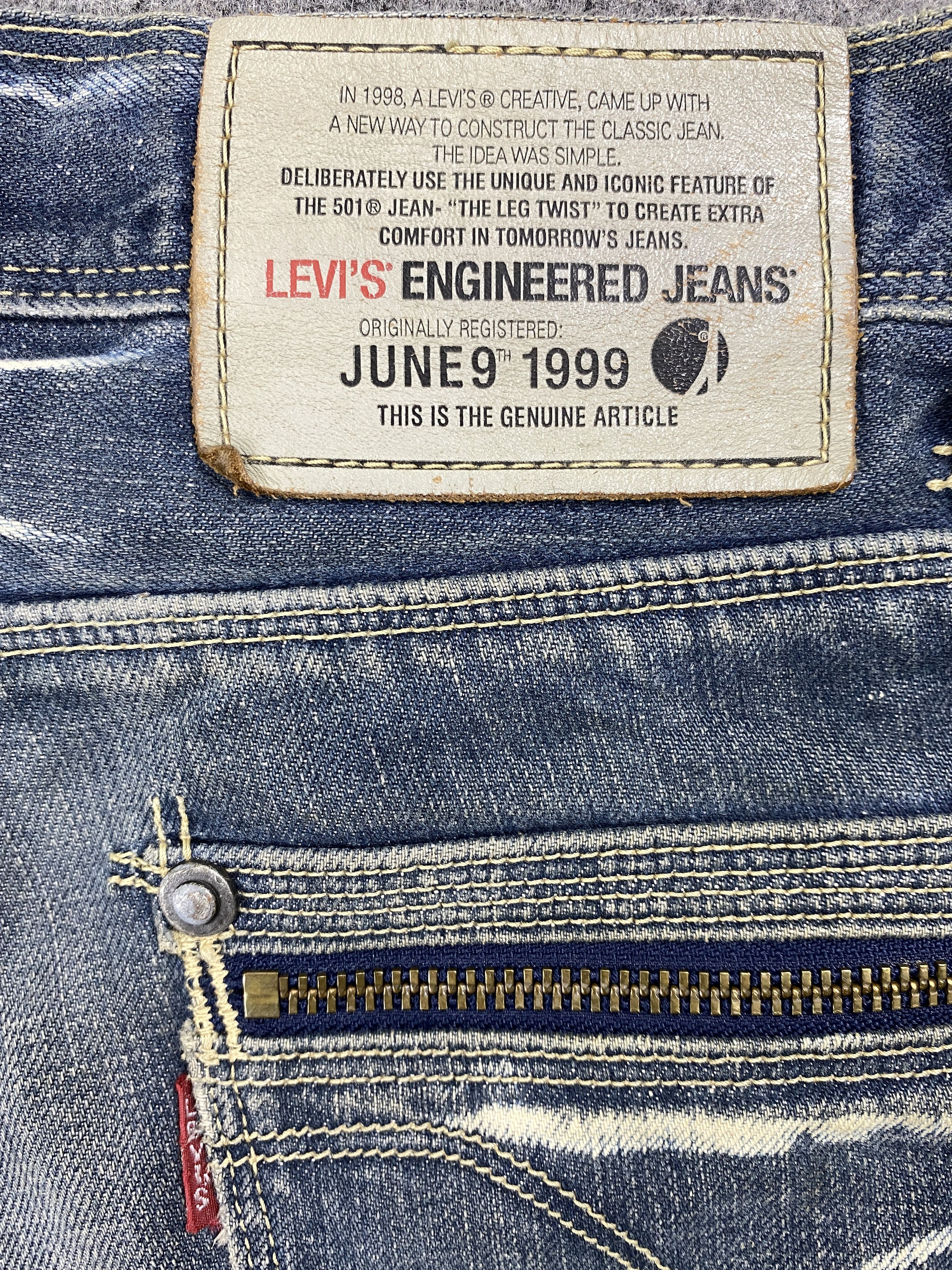 Levi's Blue Distressed Vintage Levi's Engineered 31x32 Denim SJ056 Size US 31 - 9 Thumbnail