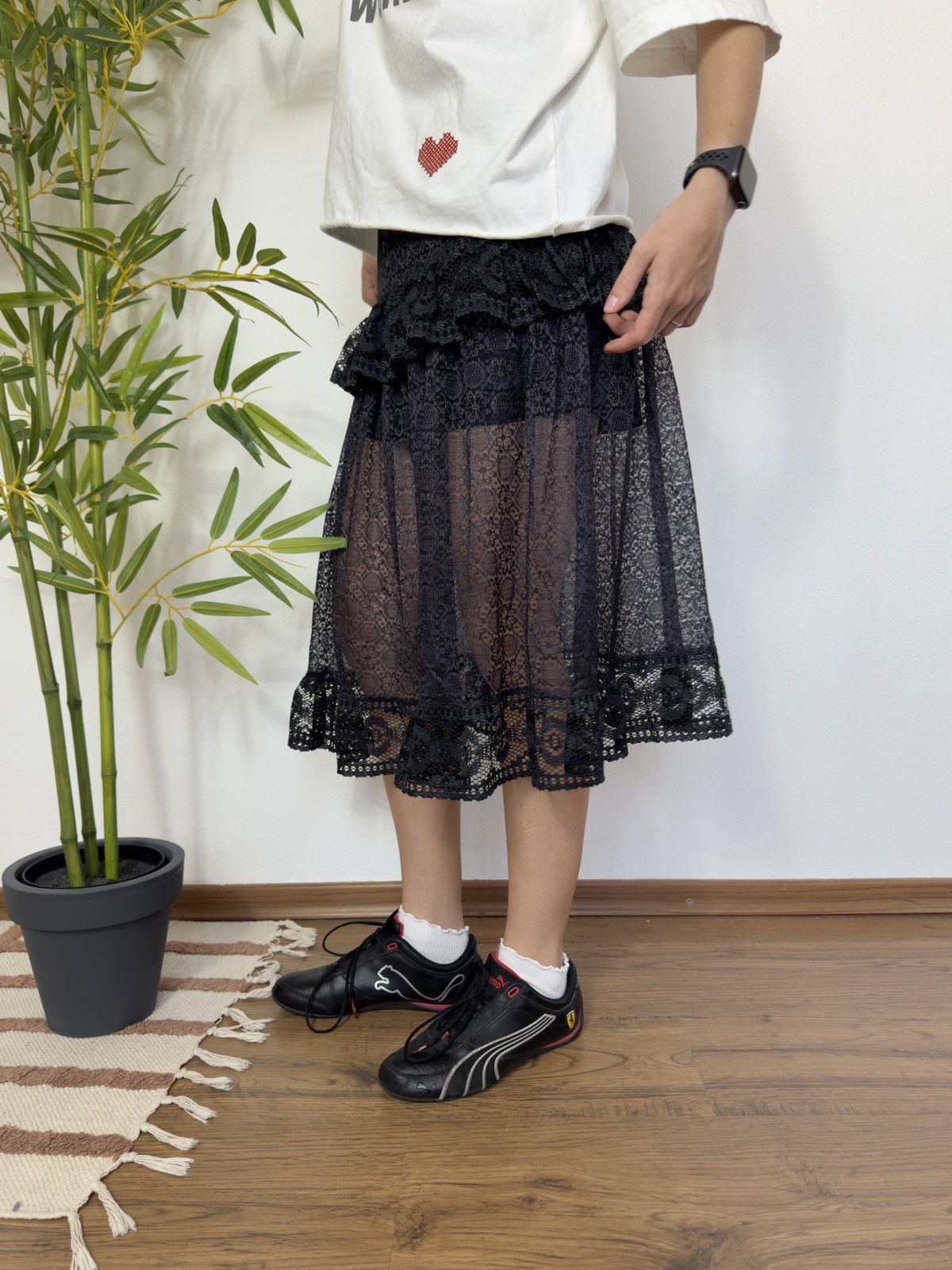 Vintage GUIPURE LACE RUCHES MESH TIE MAXI SKIRT Size 28" / US 6 / IT 42 - 2 Thumbnail