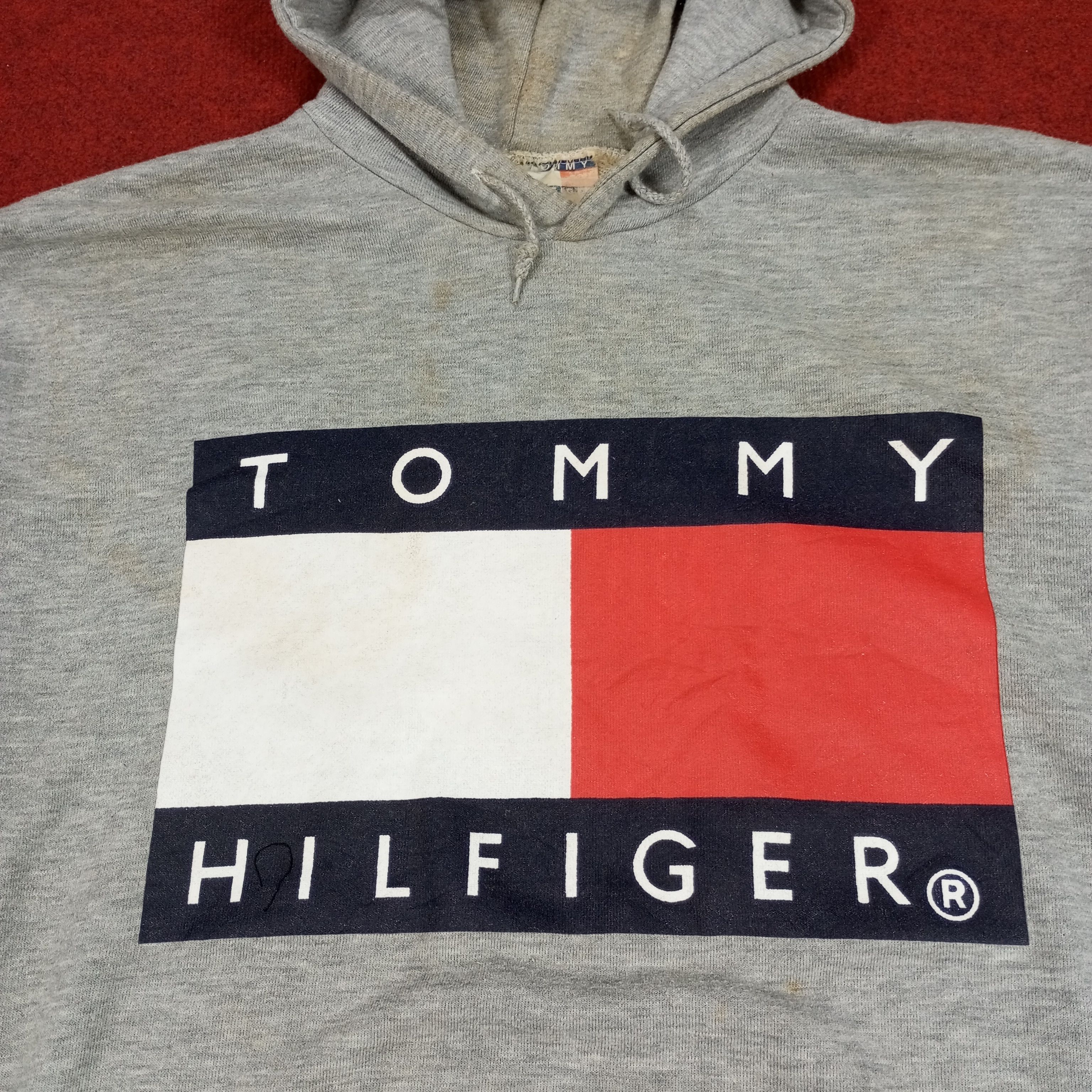 Tommy Hilfiger × Vintage Tommy Hilfiger Center Logo Design Hoodies Size US L / EU 52-54 / 3 - 2 Thumbnail