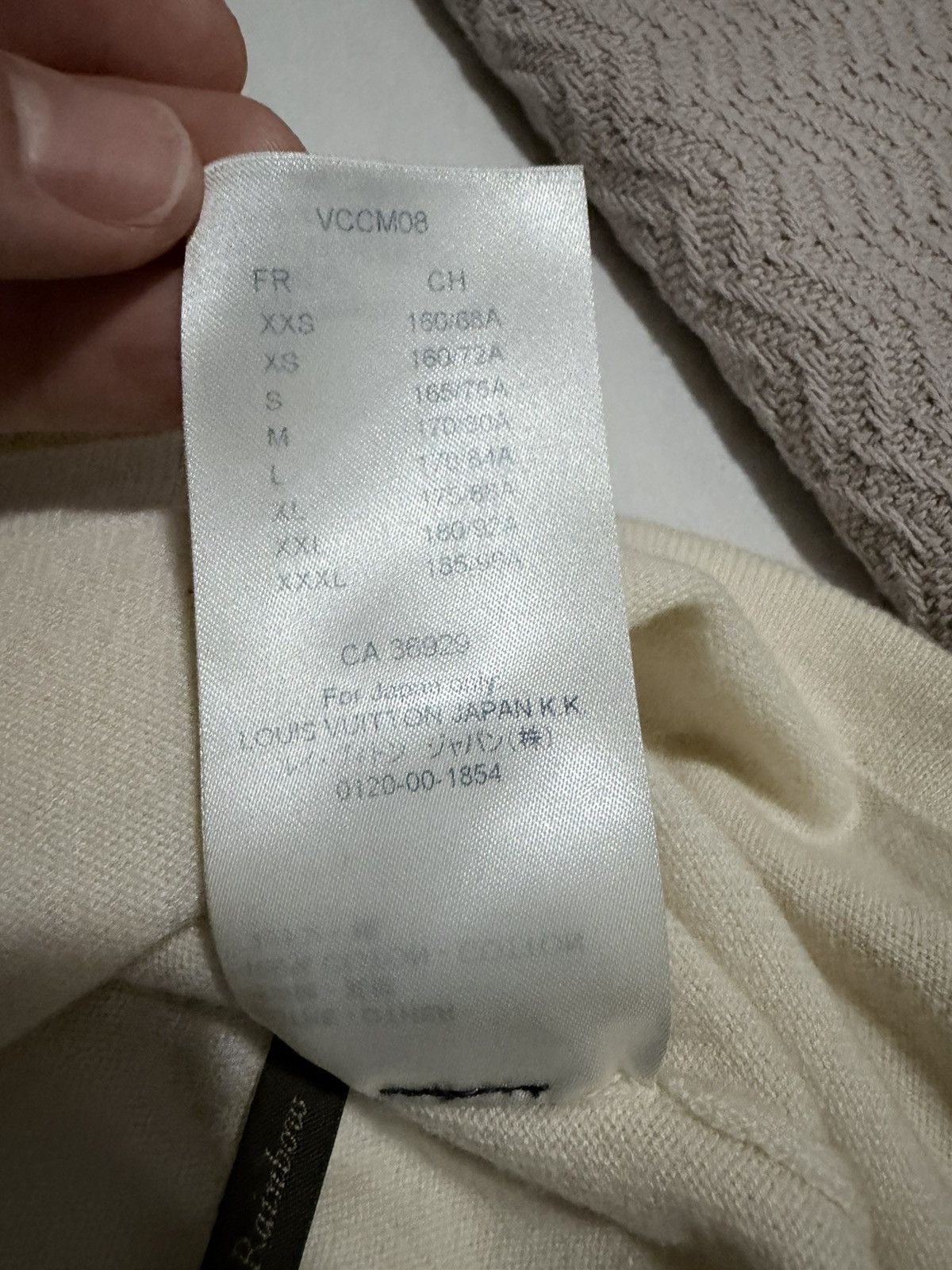 Louis Vuitton Louis Vuitton Cashmere Tee Size US S / EU 44-46 / 1 - 7 Thumbnail