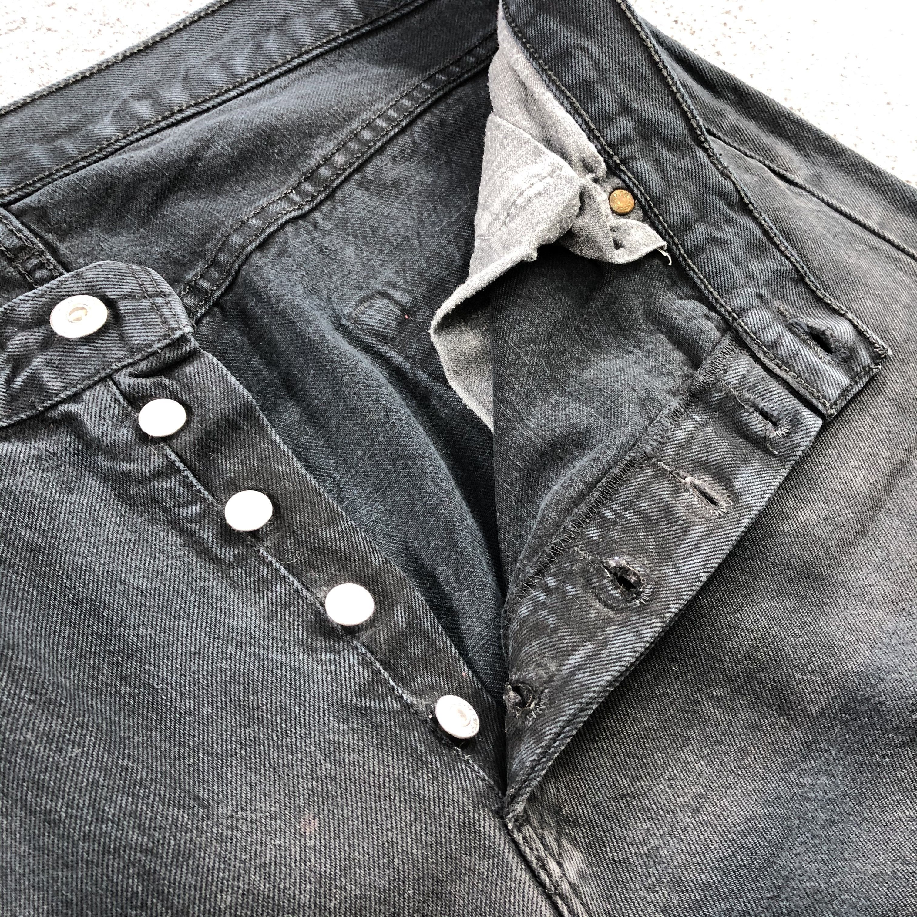 Levi's 90s Vintage Distress Levis 501 Jeans-J1400 Size US 37 - 10 Thumbnail
