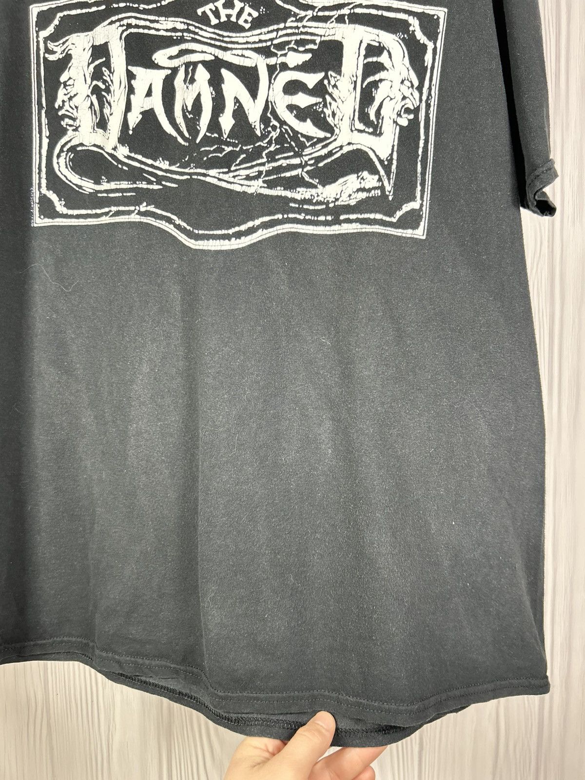 Band Tees Vintage The Damned Chiswick Singles Punk Rock Band Tee Sz L Size US L / EU 52-54 / 3 - 13 Thumbnail