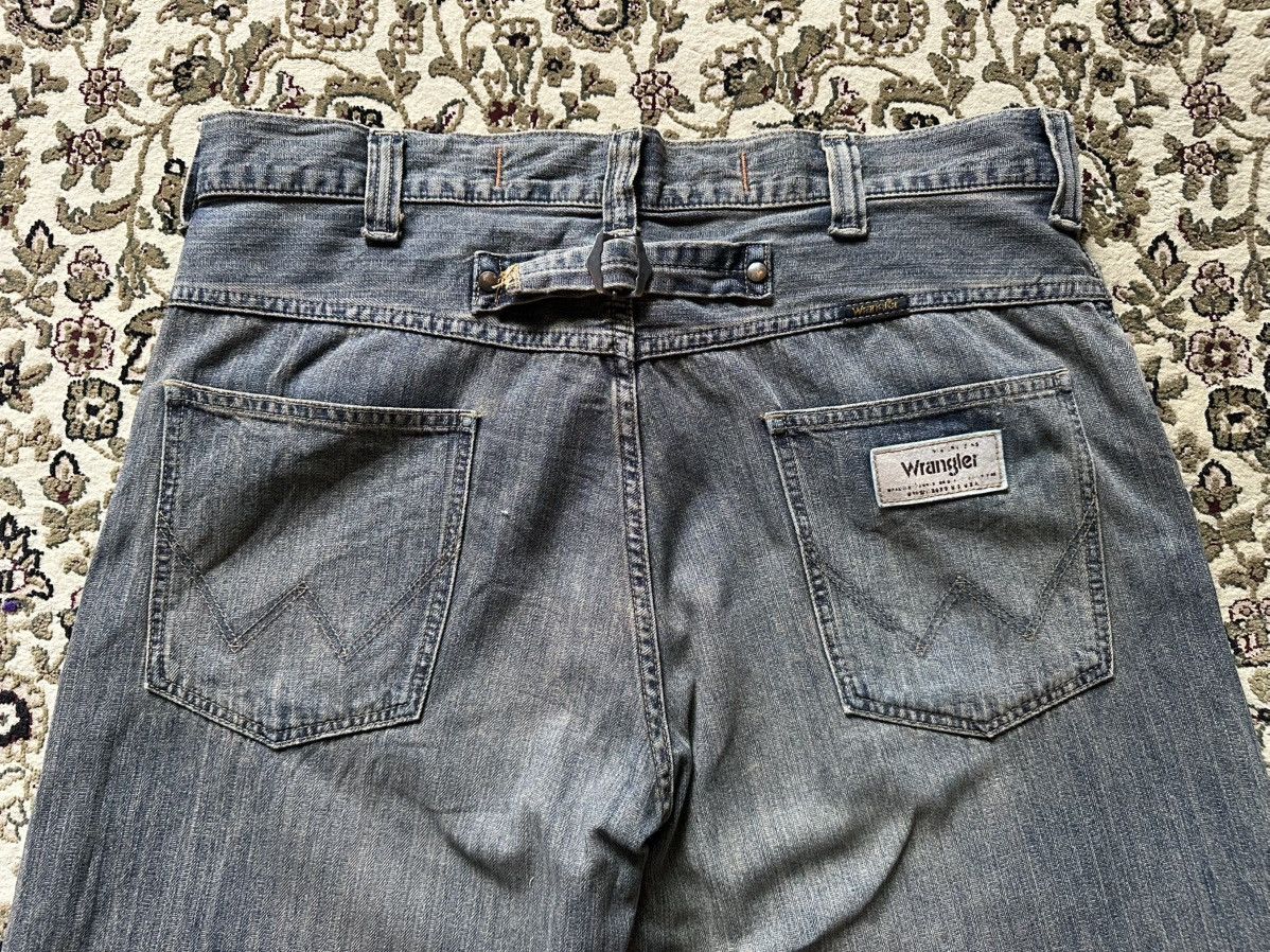 Wrangler Vintage Wrangler baggy jeans buckle back design Size US 36 / EU 52 - 15 Thumbnail