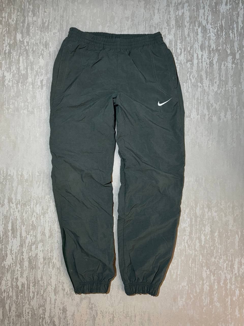 Nike × Vintage Vintage Nike Nylon Track Pants Green size M Size US 32 / EU 48 - 1 Thumbnail