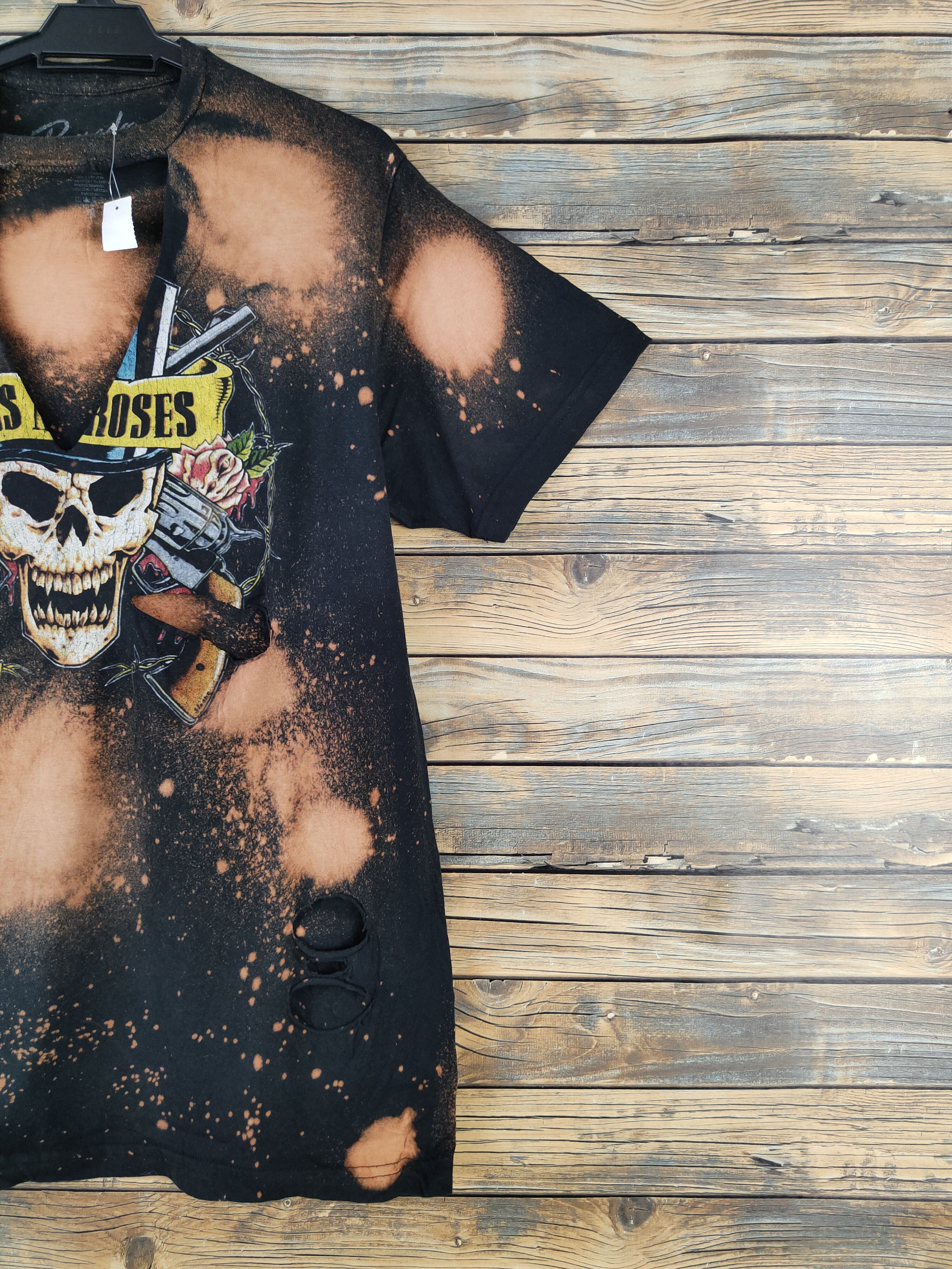 Band Tees × Guns N' Roses DL Guns & Roses acid wash Black Ripped Short Sleeve Tee #995 Size US M / EU 48-50 / 2 - 6 Thumbnail