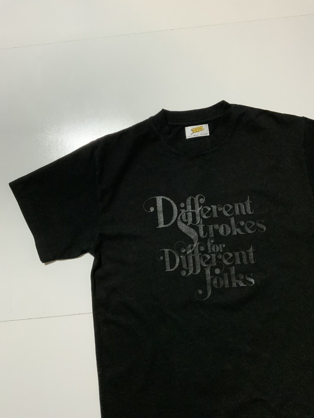 LITTLE AFRICA Little Africa Different Strokes For Different Folks T-Shirt Size US S / EU 44-46 / 1 - 3 Thumbnail