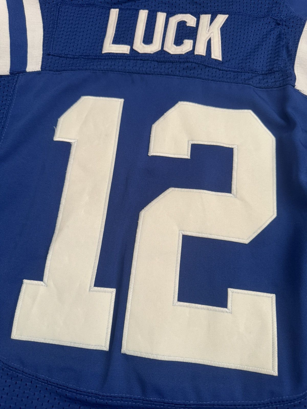 Nike Indianapolis Colts Andrew Luck #12 NFL Elite Stitched Jersey Size US M / EU 48-50 / 2 - 7 Thumbnail