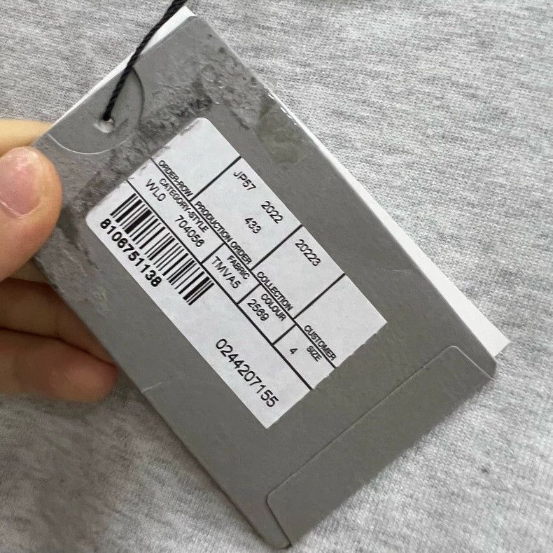 Balenciaga Balenciaga Repaired grey destruction crewneck short sleeve Size US XL / EU 56 / 4 - 3 Thumbnail