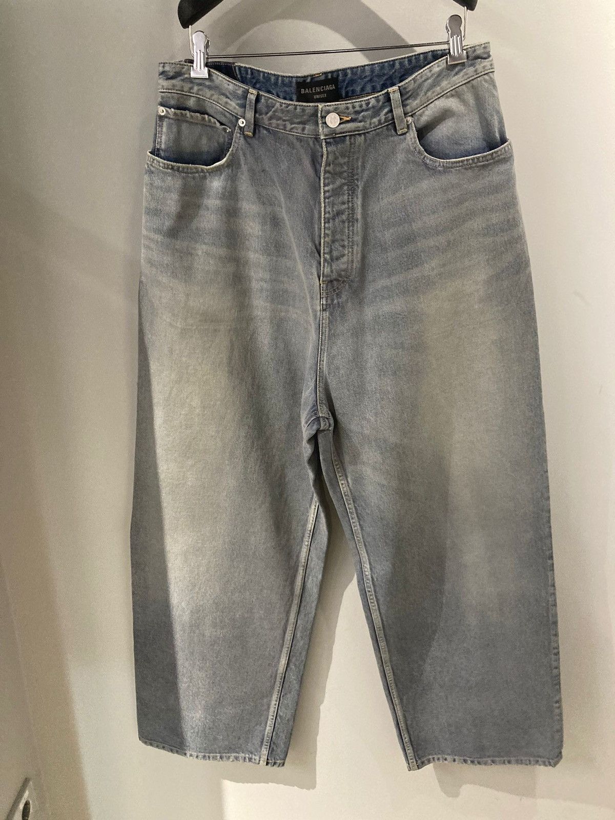 balenciaga PATCHED pocket BAGGY デニム Patched Pockets Baggy Jeans in Blue | Balenciaga US