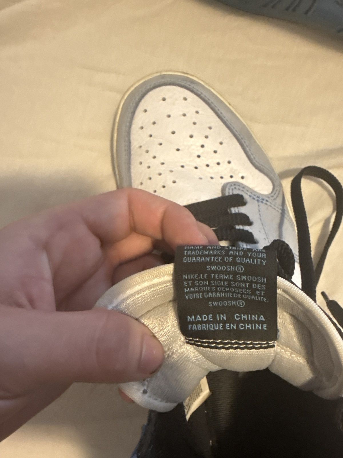 Jordan Brand Jordan 1 High Retro University Blue Size US 10.5 / EU 43-44 - 3 Thumbnail