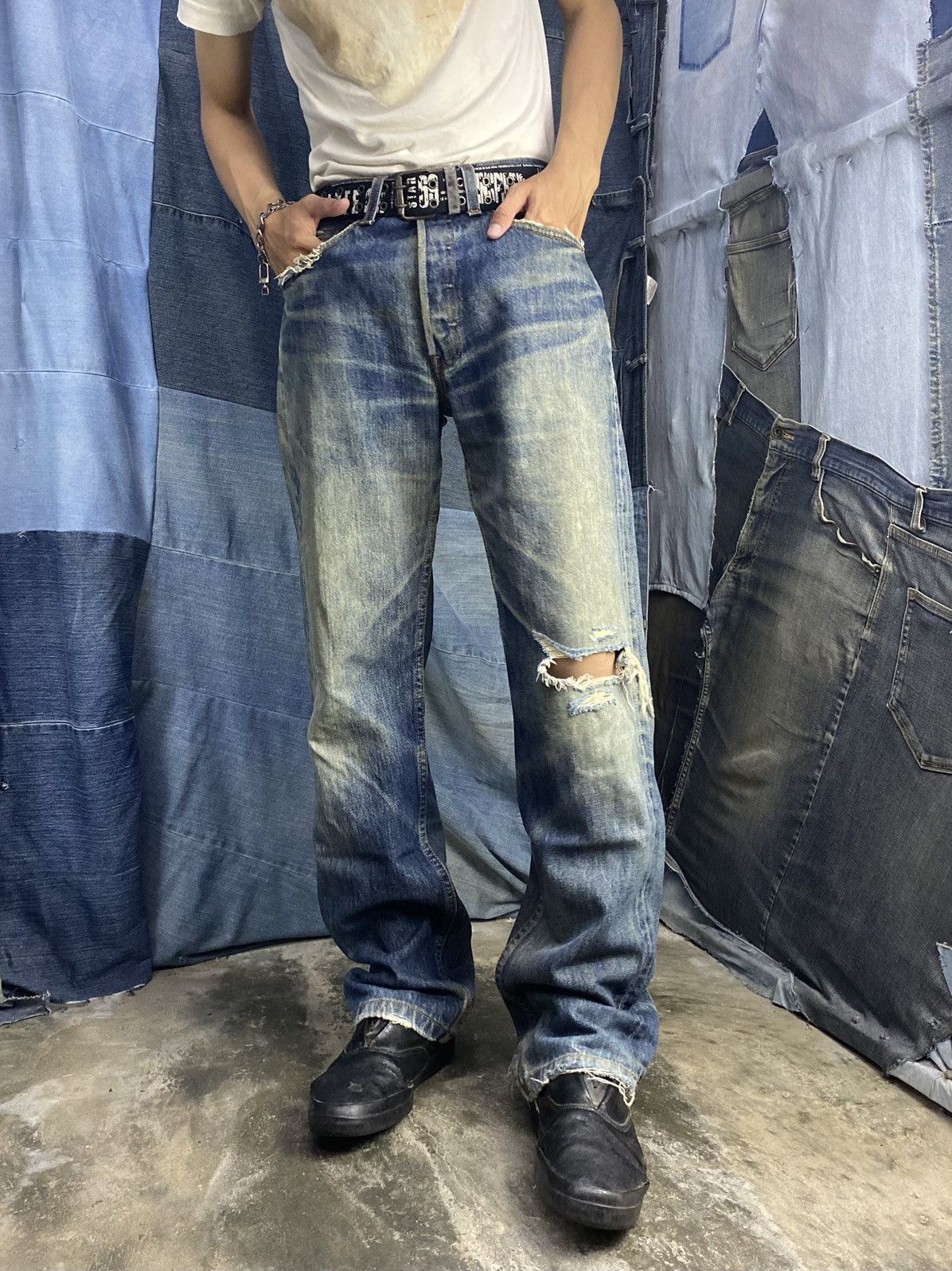 Jean × Levi's Levis mudwash faded distressed jeans pant 29x30 Size US 29 - 18 Thumbnail