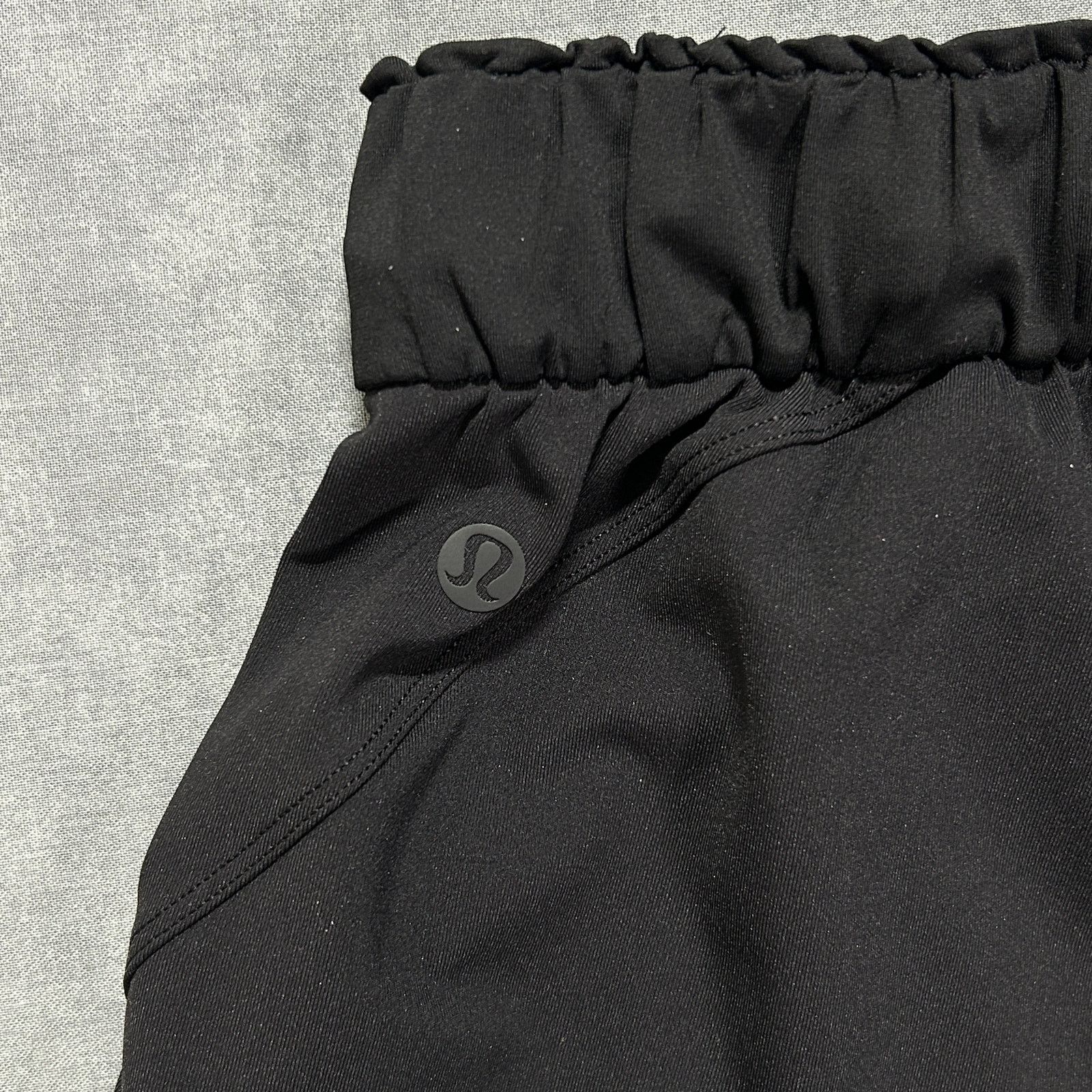 Lululemon Lululemon Keep Moving athletic casual stretch pants womens 4 Size 27" / US 4 / IT 40 - 3 Thumbnail