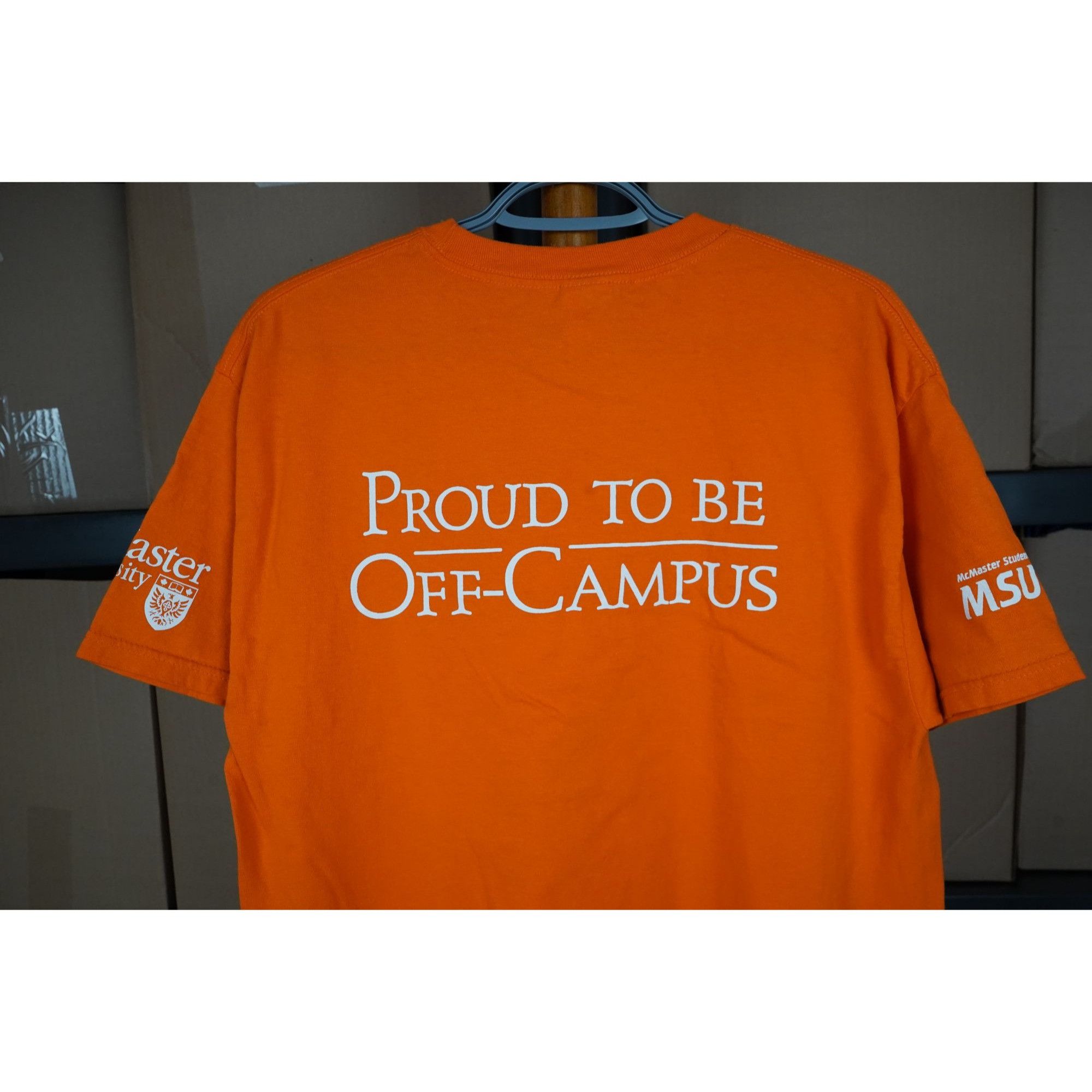 Other McMaster University Orange Tshirt Men's L #313 Size US L / EU 52-54 / 3 - 5 Thumbnail