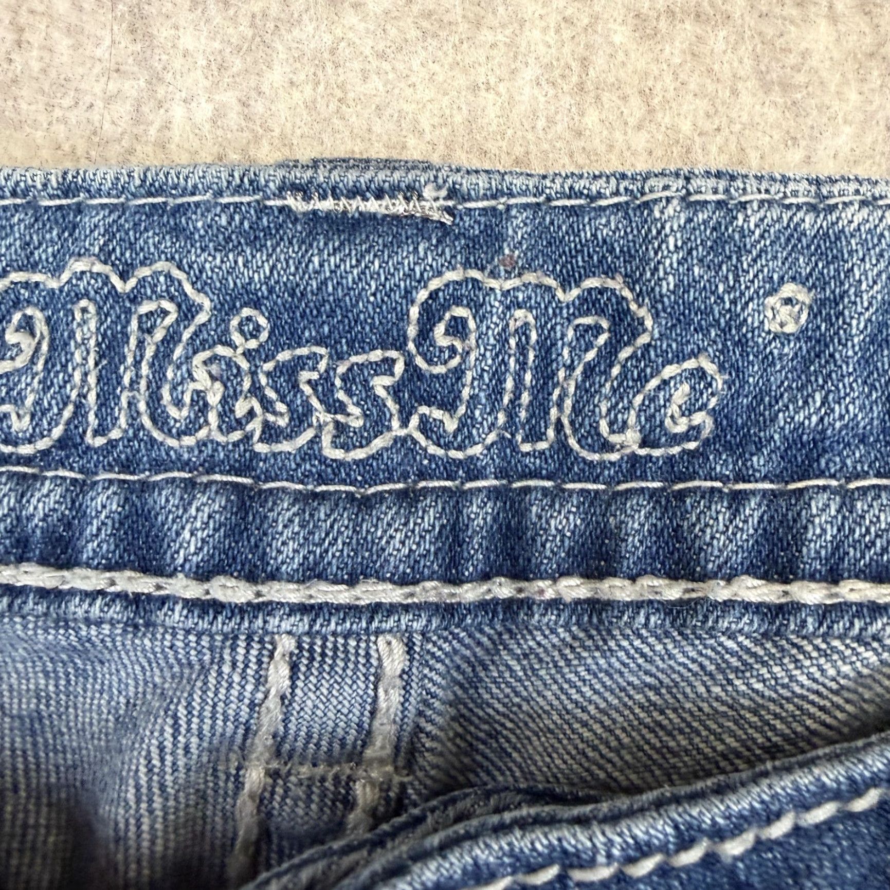 Miss Me Miss Me Bootcut Jeans Womens 31 Distressed Pockets Rhinestone Denim Blue 31 Inseam Jeans Women Bling VINTAGE Size 24" / US 00 / IT 34 - 5 Thumbnail