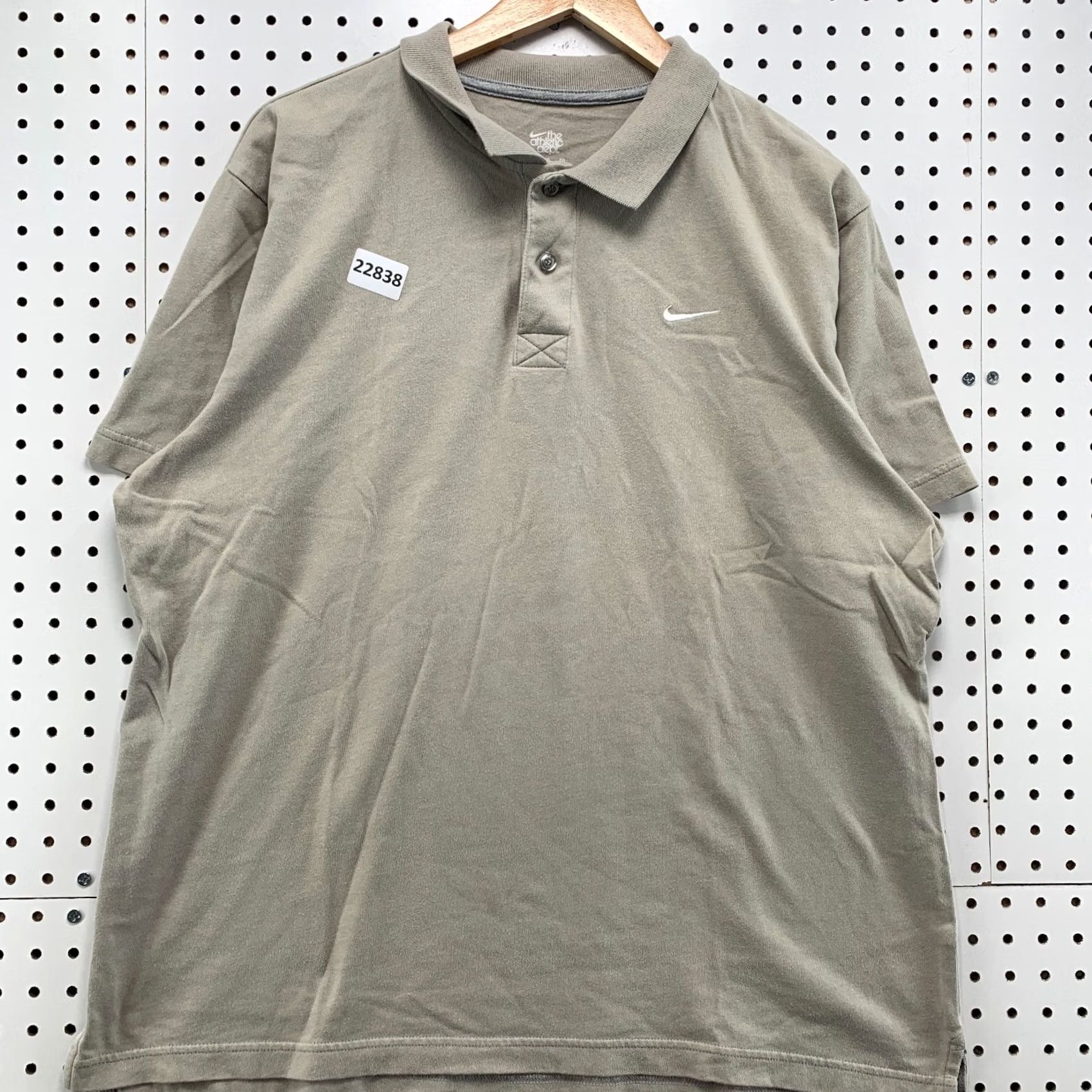 Nike VINTAGE Nike Polo Gray White Embroidered Swoosh Collared Mens XL Size US XL / EU 56 / 4 - 5 Thumbnail