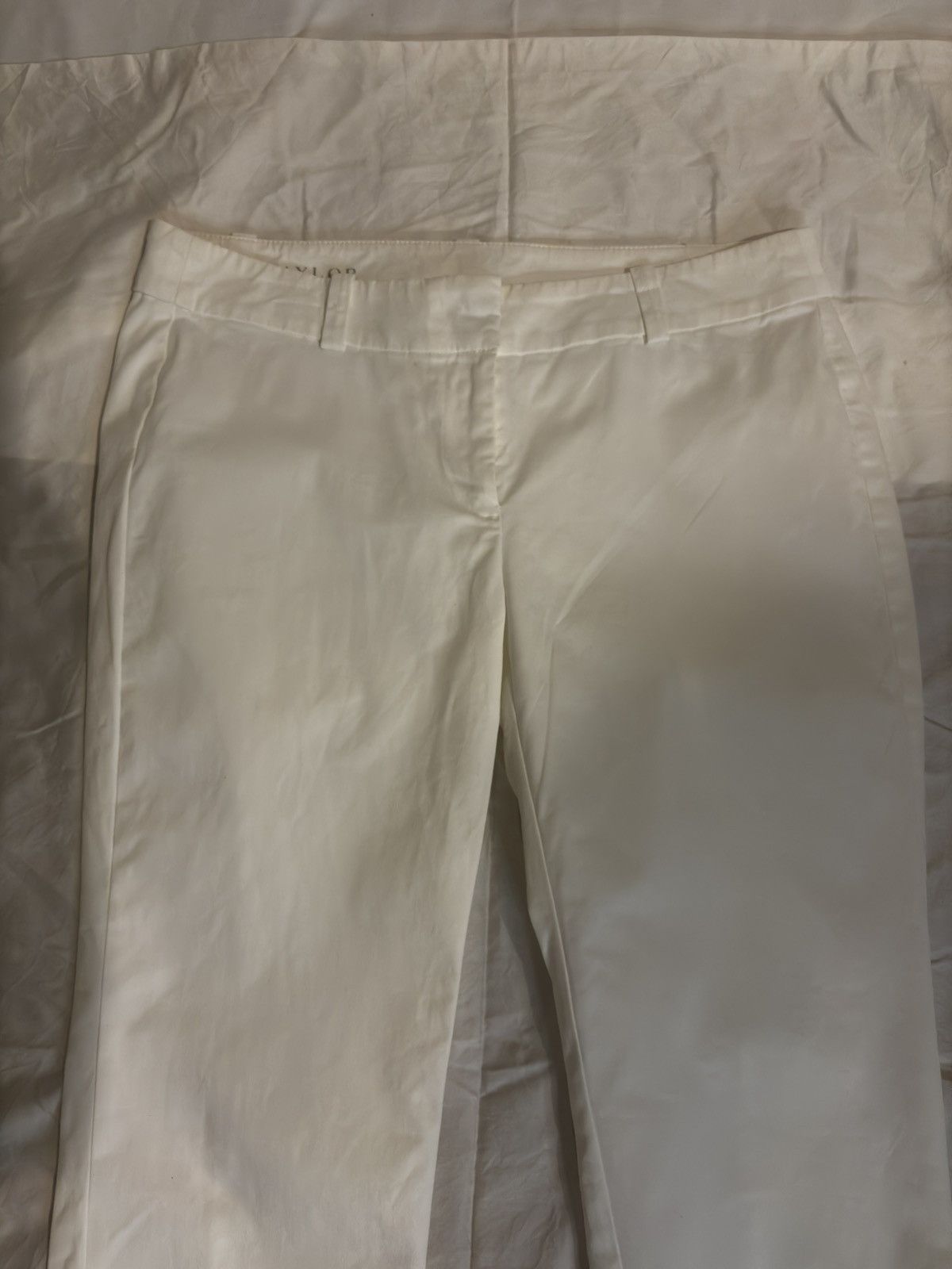 Ann Taylor White crop pants.op-615 Size 29" - 2 Thumbnail