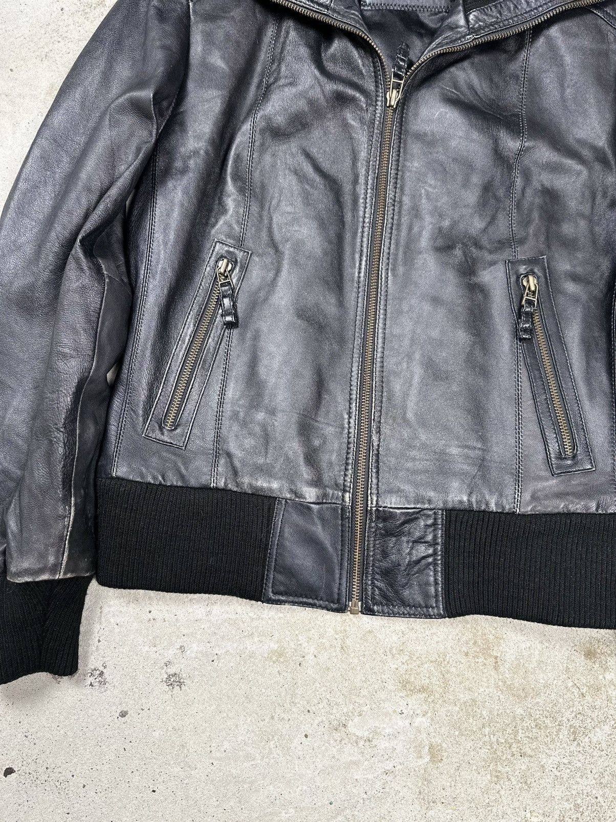 Japanese Brand × Vintage Vintage Y2K Black Genuine Leather Bomber Jacket Size US S / EU 44-46 / 1 - 4 Thumbnail