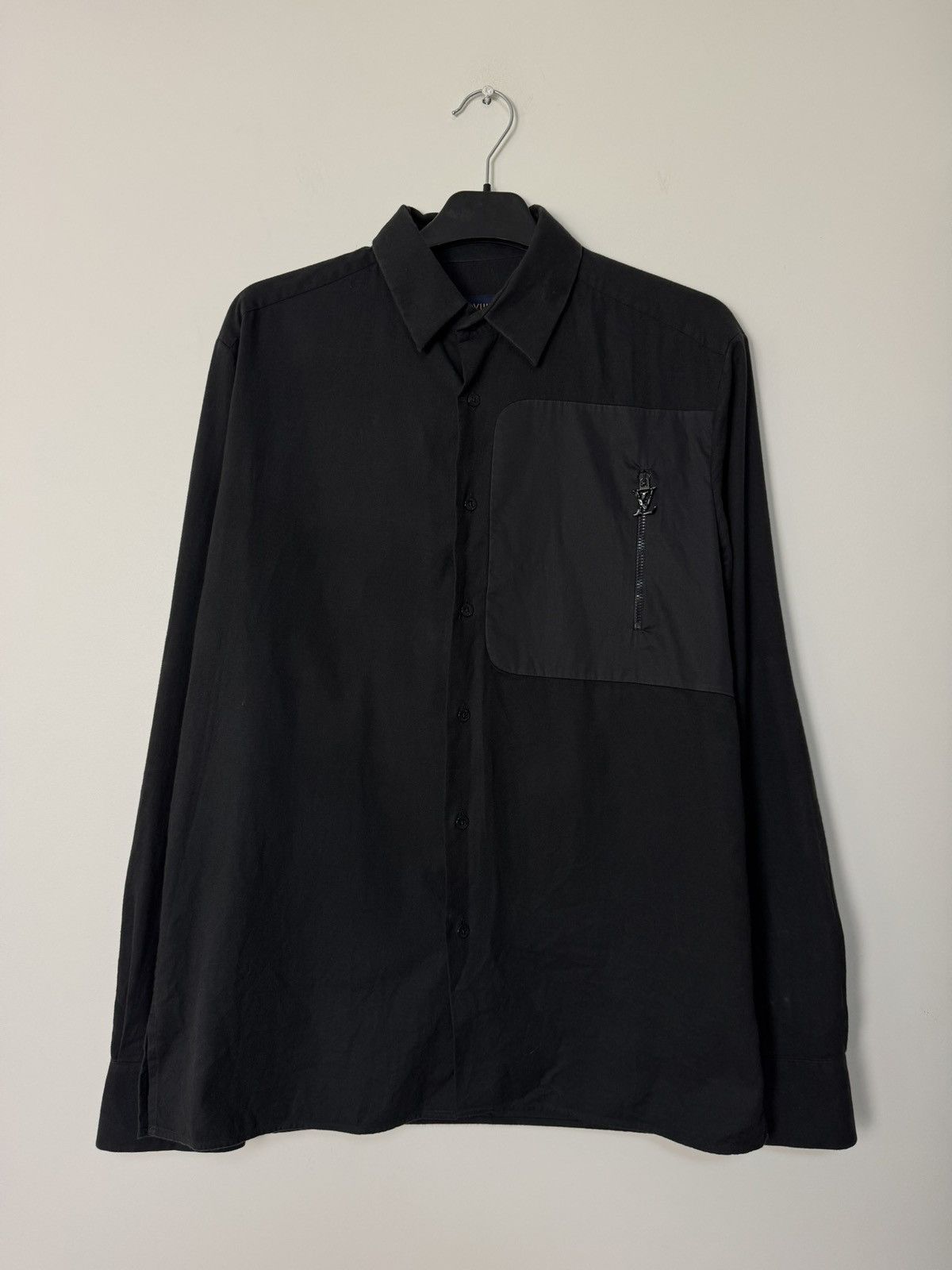 Louis Vuitton Louis Vuitton By Virgil Abloh Zip Pocket Patch Shirt Rare Size US M / EU 48-50 / 2 - 1 Thumbnail