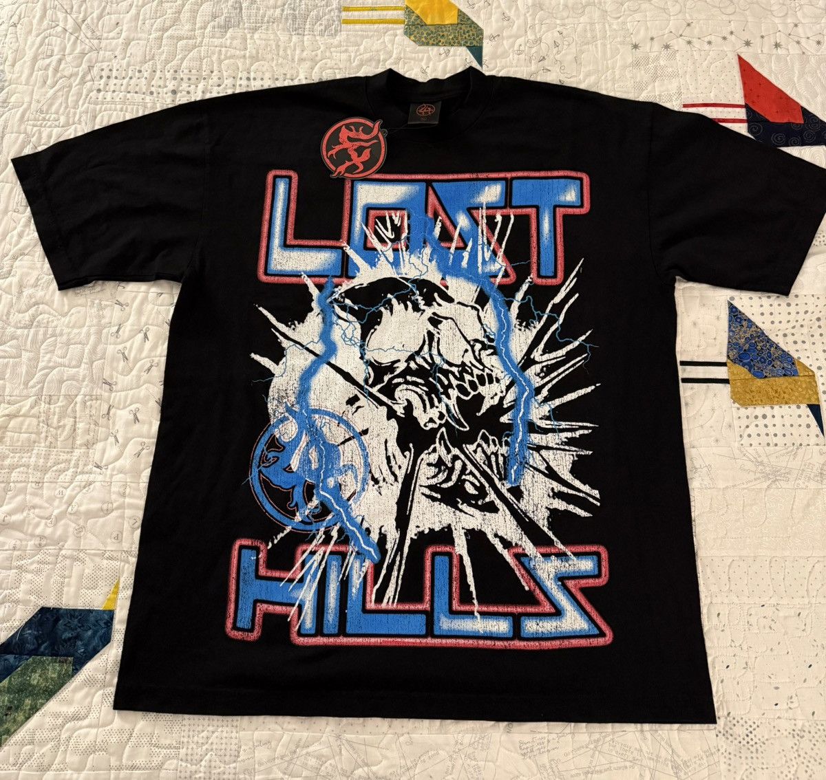 Lost hills Lost Hills Heavy Weight T- XL- NWT Size US XL / EU 56 / 4 - 1 Thumbnail