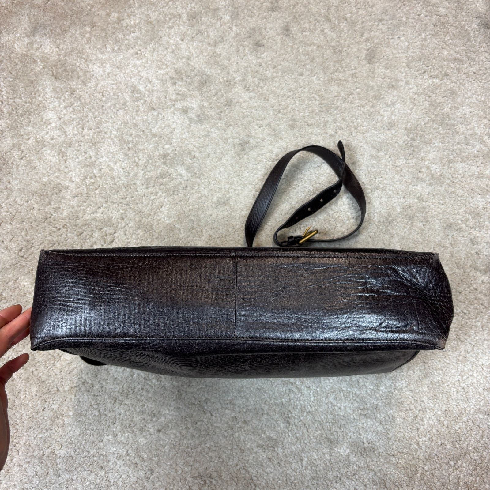Louis Vuitton Louis Vuitton Taiga Brown Leather Messenger Shoulder Bag Size ONE SIZE - 10 Thumbnail