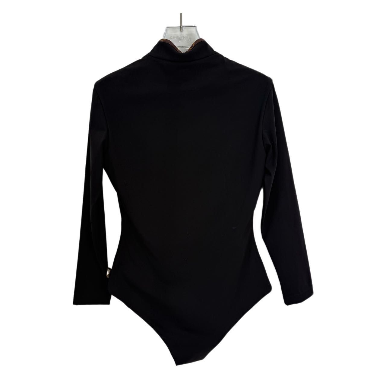 Louis Vuitton Louis Vuitton One-piece Casual Swimsuit K26WX Size ONE SIZE - 2 Thumbnail