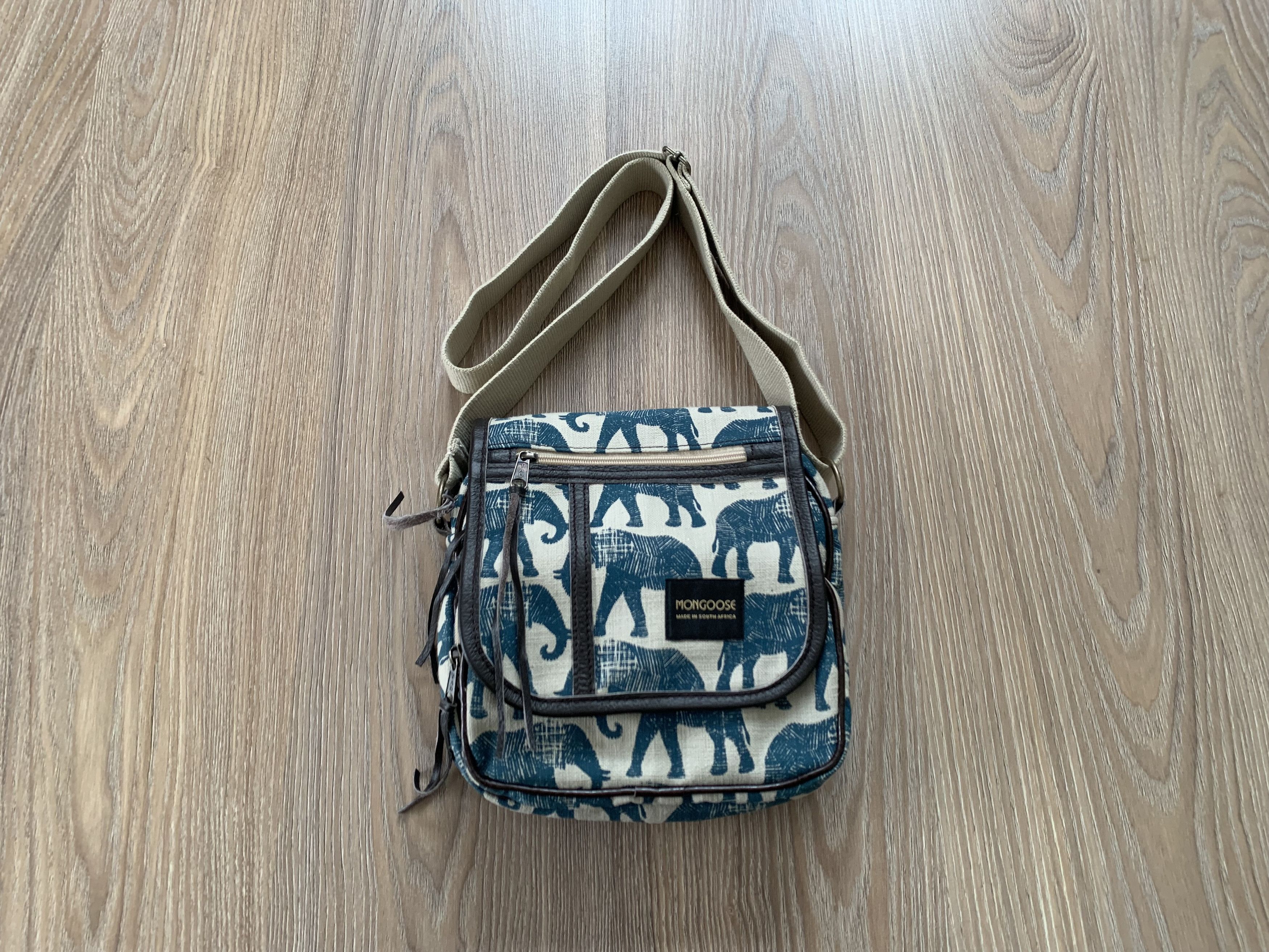Other Hand Made Mongoose Flip Over Bag Size ONE SIZE - 2 Thumbnail