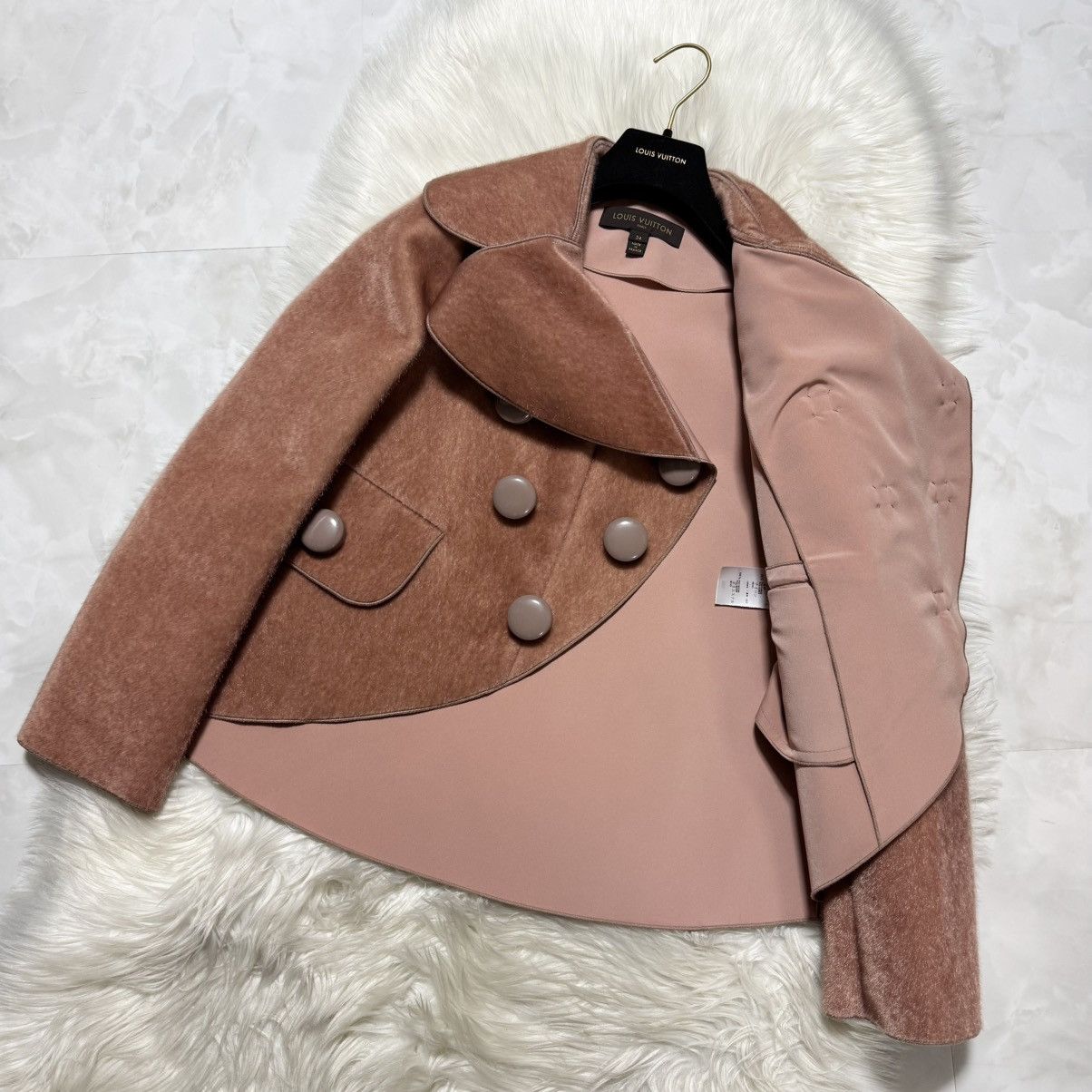 Louis Vuitton Louis Vuitton fur double jacket 34 pink brown Size XS / US 0-2 / IT 36-38 - 7 Thumbnail
