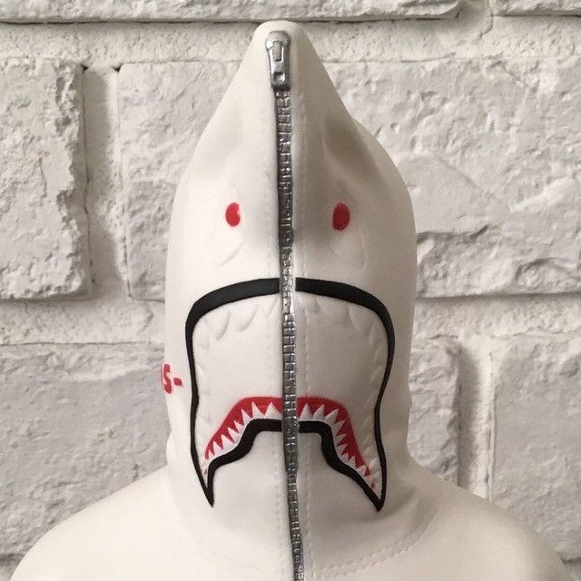 Bape × Nigo 2009 BAPE Teriyaki Alien Shark Hoodie Figure APE NIGO Size ONE SIZE - 5 Thumbnail