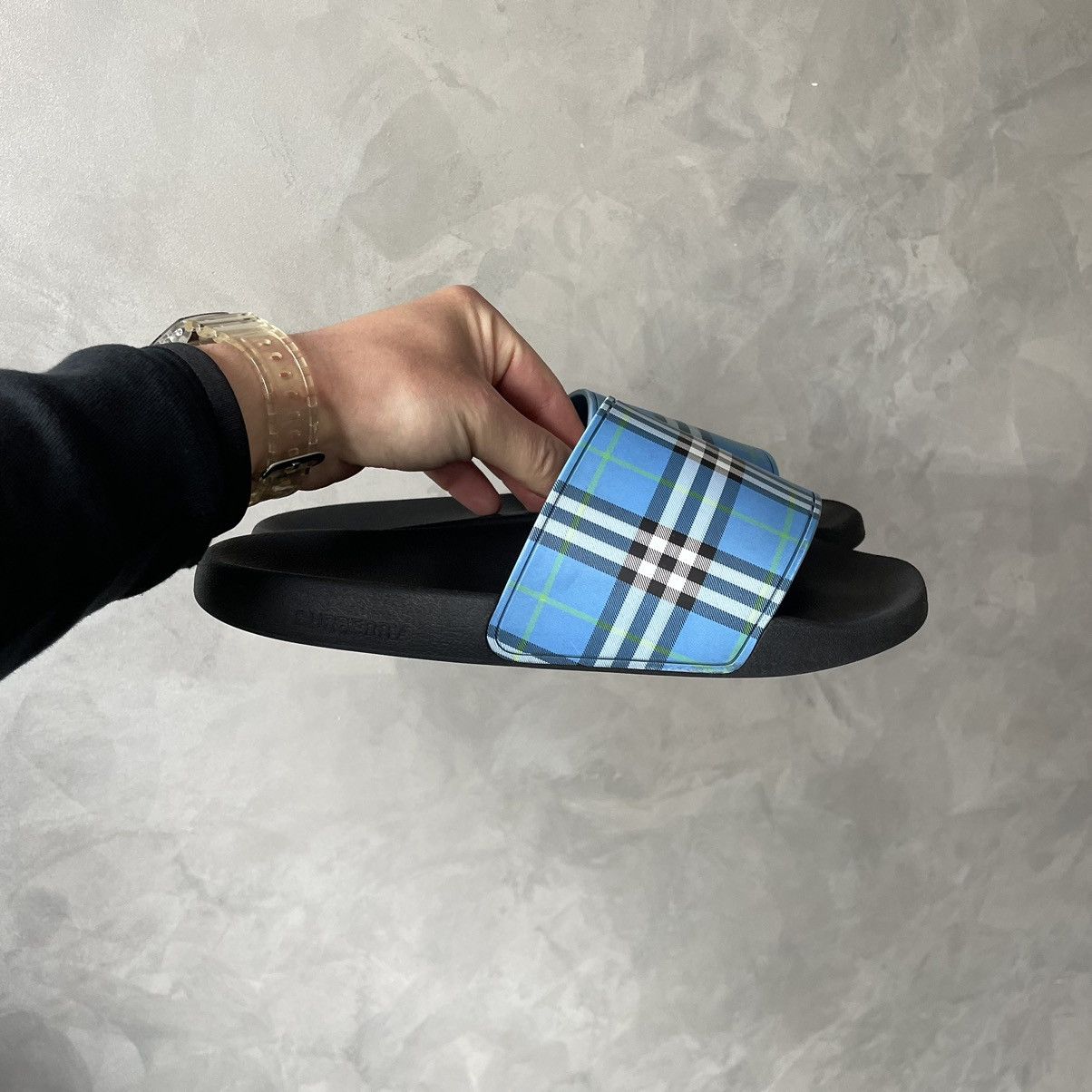 Burberry Burberry Furley Blue Nova Check Slides / Sandals / Slippers Size US 9 / EU 42 - 15 Thumbnail