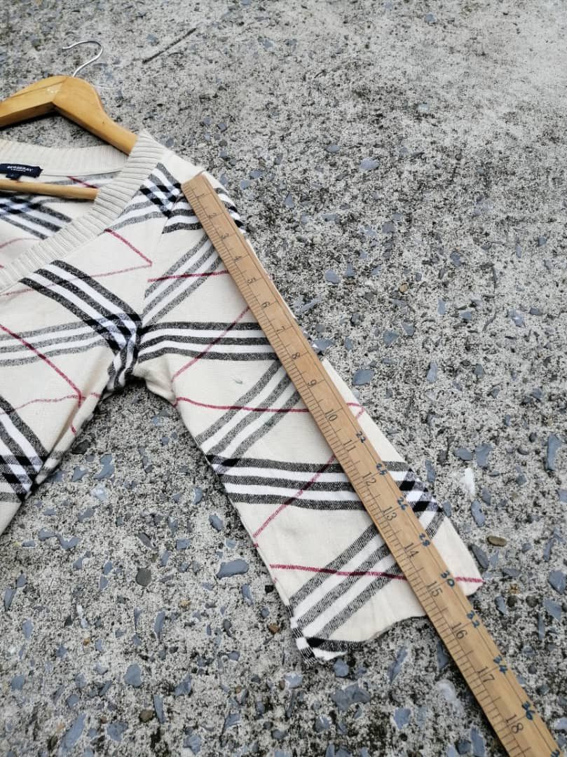Burberry × Japanese Brand Burberry London Nova Check Knitwear Size S / US 4 / IT 40 - 6 Thumbnail