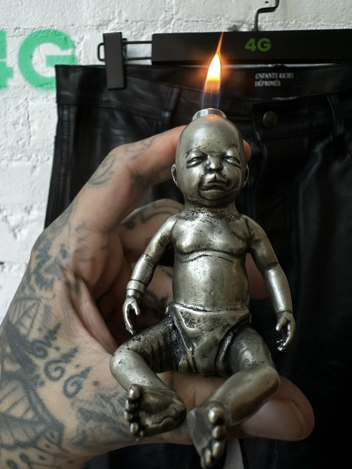 Enfants Riches Deprimes ERD CRYING CRACK BABY HEAD ON FIRE TABLE LIGHTER Size ONE SIZE - 2 Thumbnail