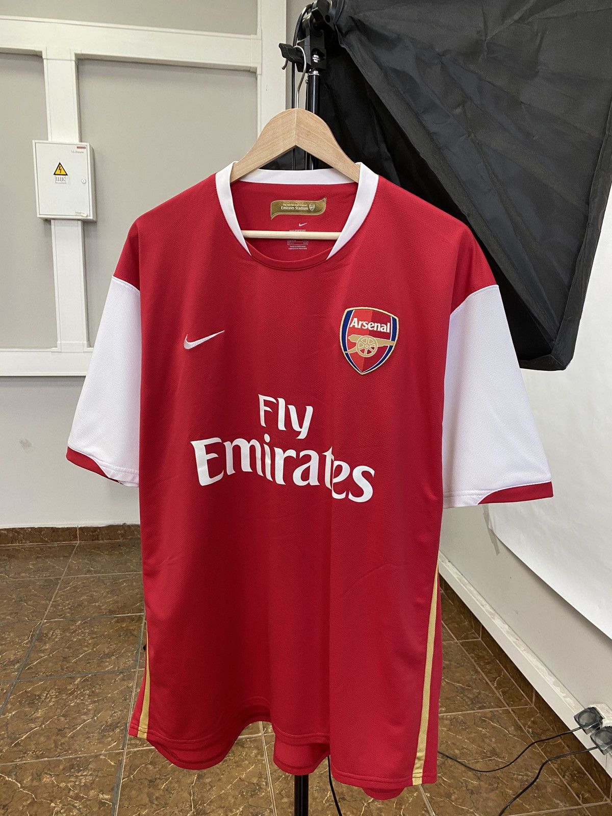 Nike 🏴󠁧󠁢󠁥󠁮󠁧󠁿 Nike Arsenal 2006 Jersey Soccer Football Shirt Rare Retro Size US XXL / EU 58 / 5 - 1 Thumbnail