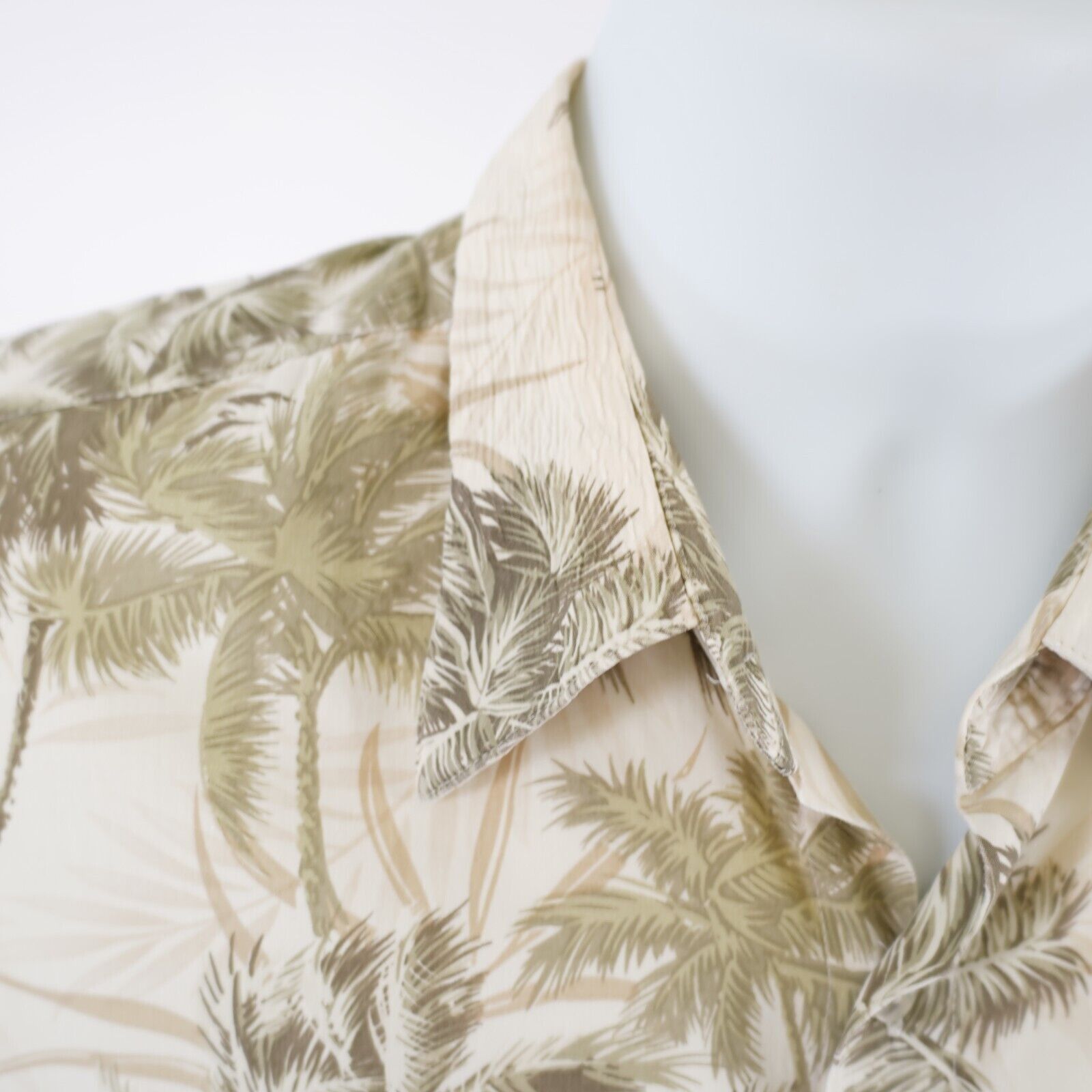 Pierre Cardin Pierre Cardin Tan Green Large Palm Tree Cotton Hawaiian Coll Size US L / EU 52-54 / 3 - 3 Thumbnail