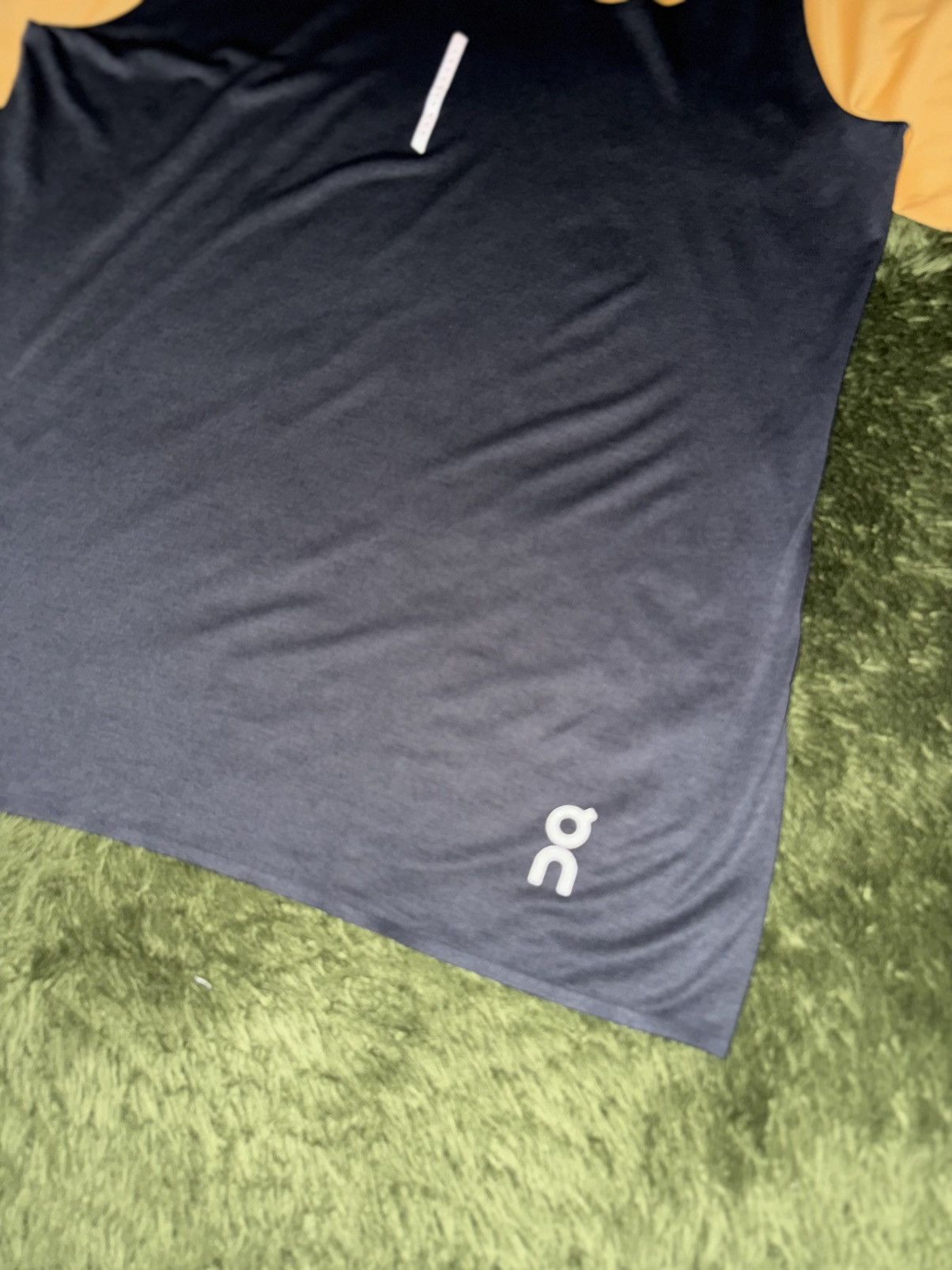 On [L] On Running Performance Reflective T-Shirt Orange Size US L / EU 52-54 / 3 - 10 Thumbnail