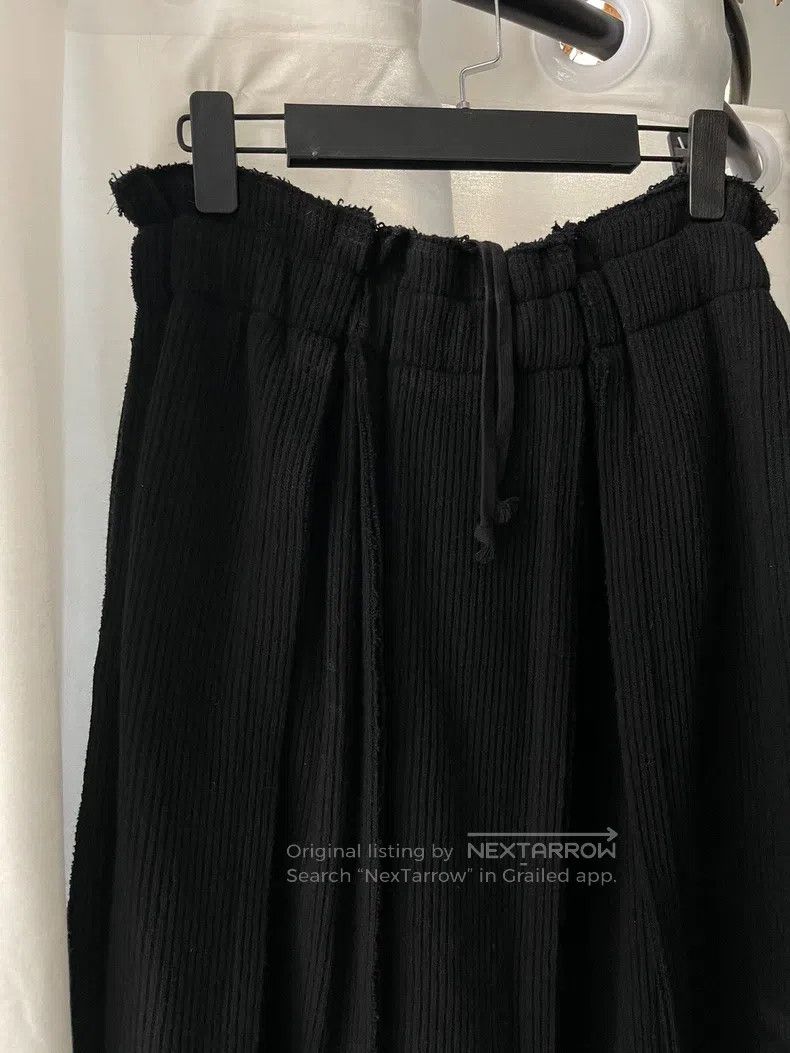 Comme Des Garcons size S Black ladies ribbed half skirt