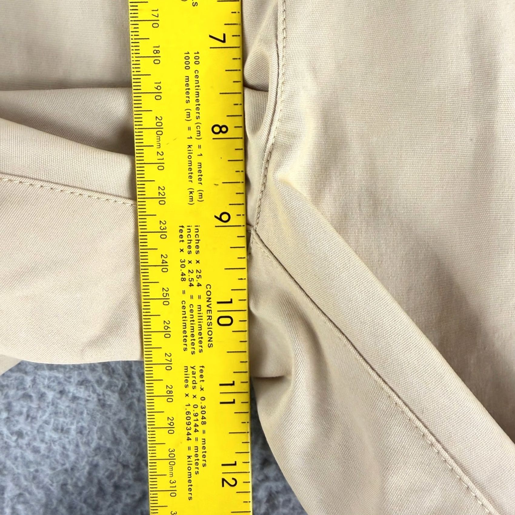 Patagonia Patagonia Pants Womens 6 Tan Khaki Wide Leg Outdoor Nylon Blend Chino Pockets Lightweight Trail Hiking Size 28" / US 6 / IT 42 - 6 Thumbnail