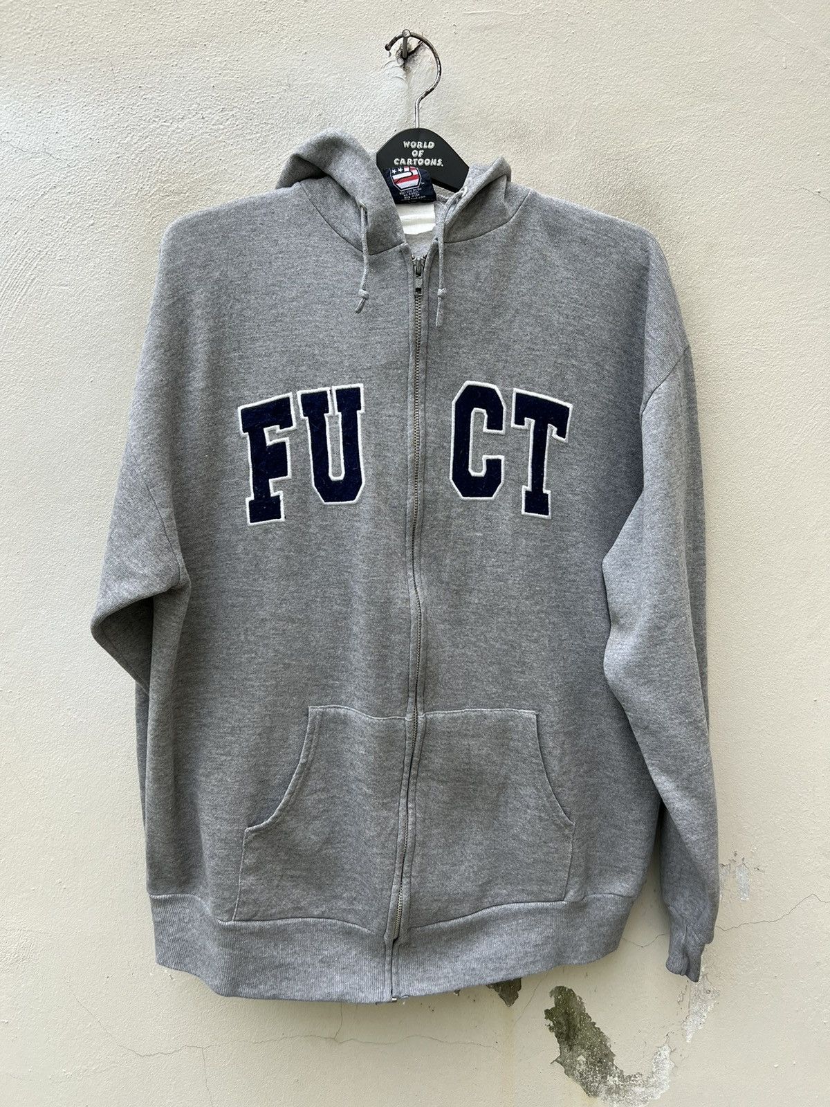 FUCT Vintage 90s FUCT Spell Out Grey Hoodie Sweater Size US L / EU 52-54 / 3 - 7 Thumbnail