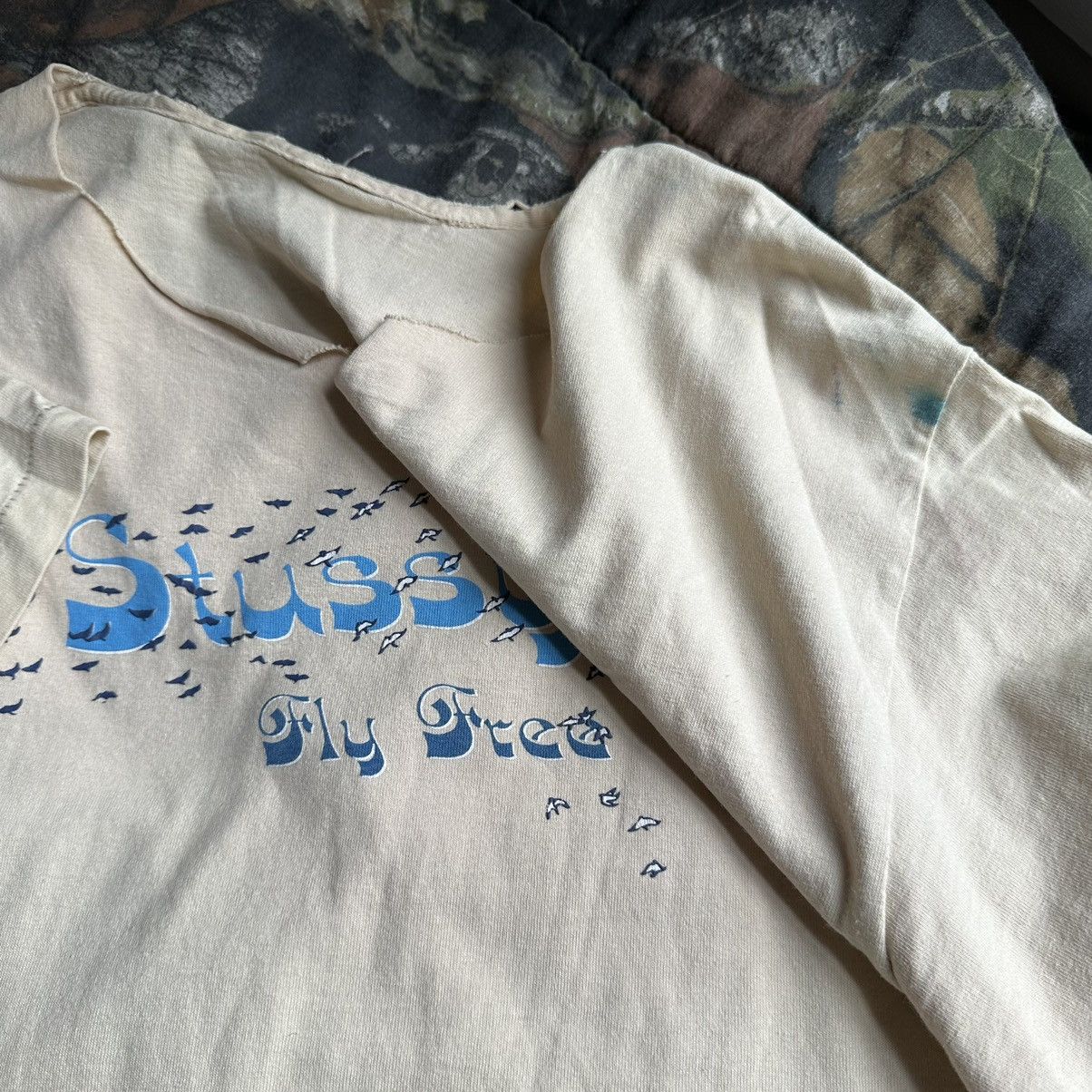Stussy Rare Vintage 90s Stussy Chopped Fly Free Logo Skate Tee Size US XL / EU 56 / 4 - 5 Thumbnail