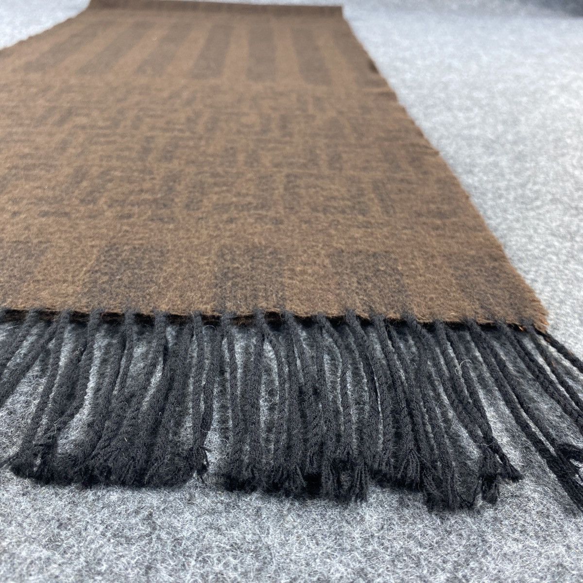 Fendi × Vintage Fendi Scarf # Muffler # Neckwear # D664 Size ONE SIZE - 6 Thumbnail