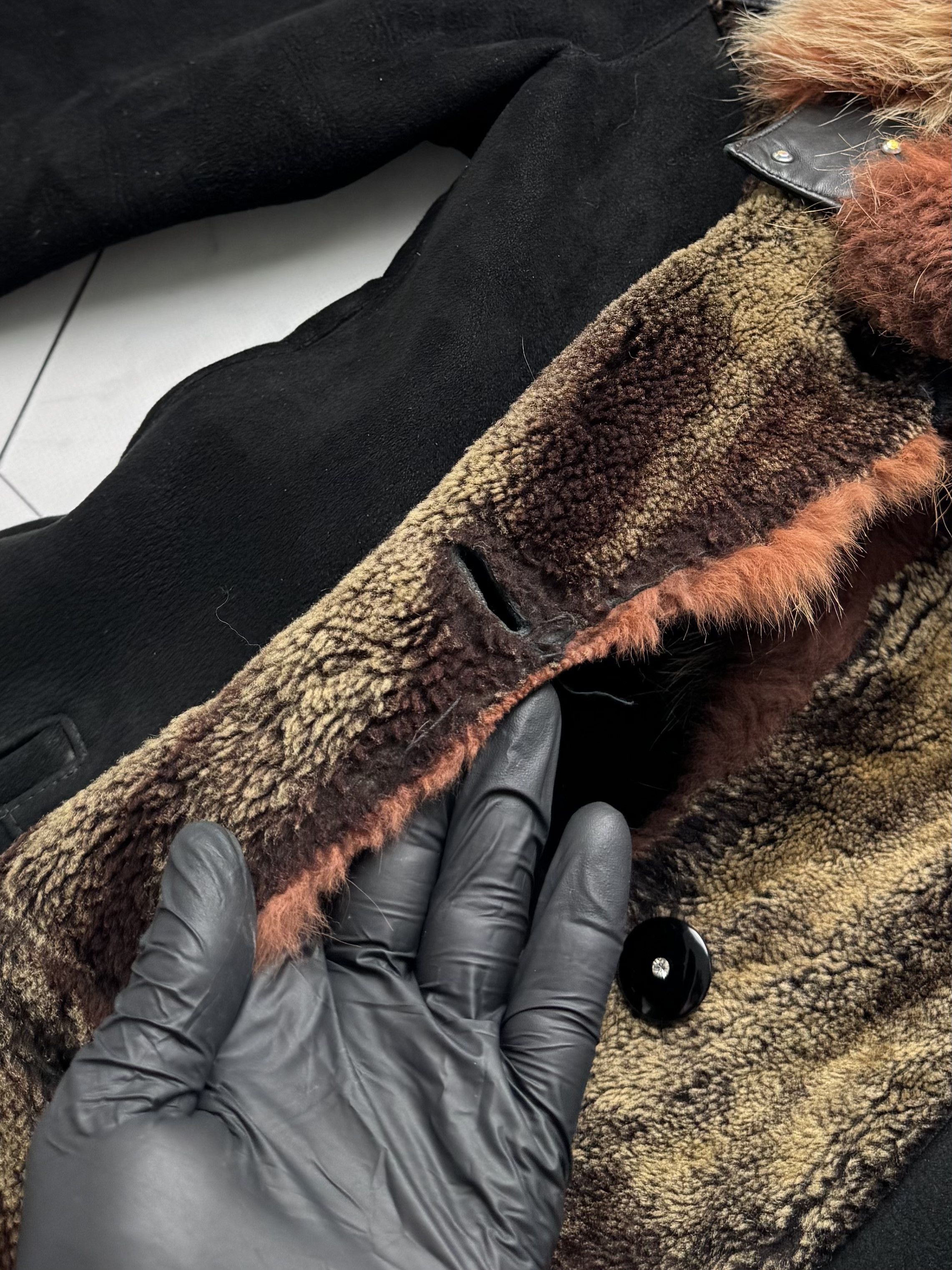 Vintage Vintage Real Sheepskin Coat With Real Fur Neck (B505)E2D15 Size XS / US 0-2 / IT 36-38 - 7 Thumbnail