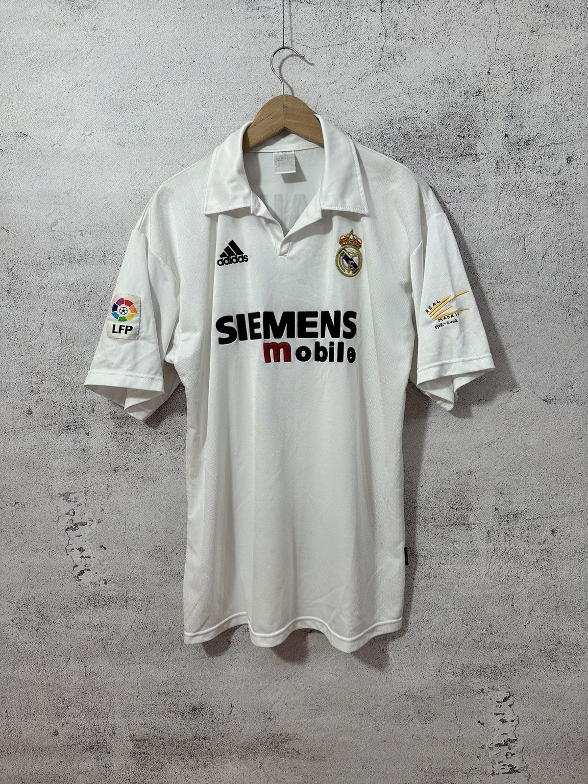 Adidas Real Madrid Home Jersey 2002/2002 Adidas #7 Raul Size US XL / EU 56 / 4 - 1 Thumbnail