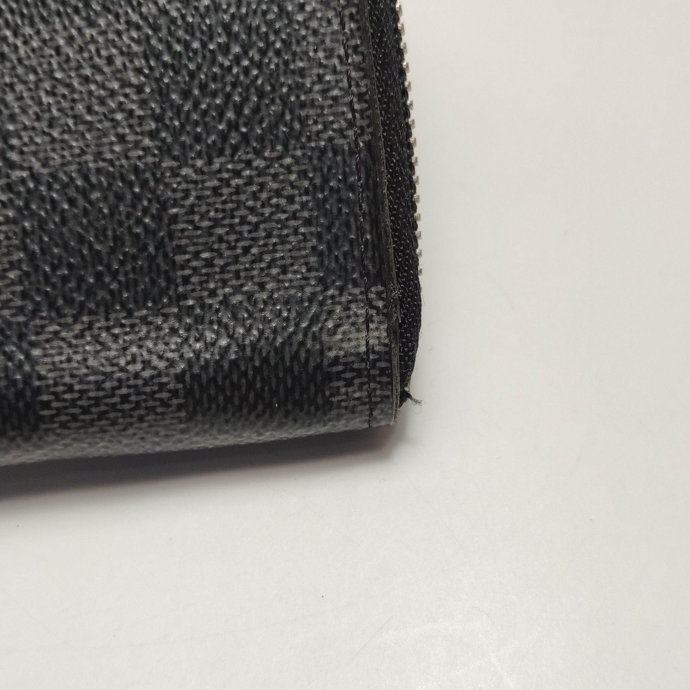 Louis Vuitton Louis Vuitton (LV) Zippy Checkerboard Zip Around Wallet -y2 Size ONE SIZE - 5 Thumbnail