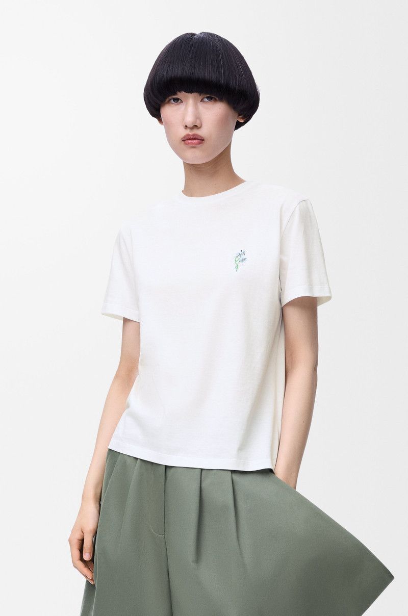 Loewe o1in1g0526 Relaxed Fit T-Shirt in White Size S / US 4 / IT 40 - 3 Thumbnail