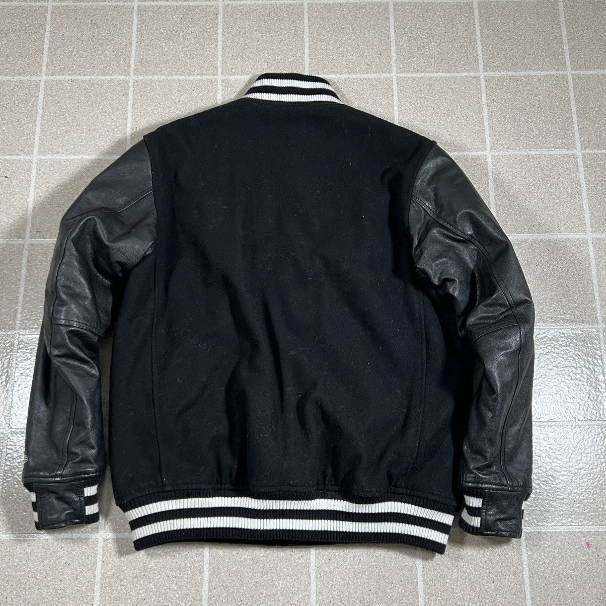 New Era New Era Varsity Jacket Spell Out Letterman Coat Men L Black Size US L / EU 52-54 / 3 - 3 Thumbnail