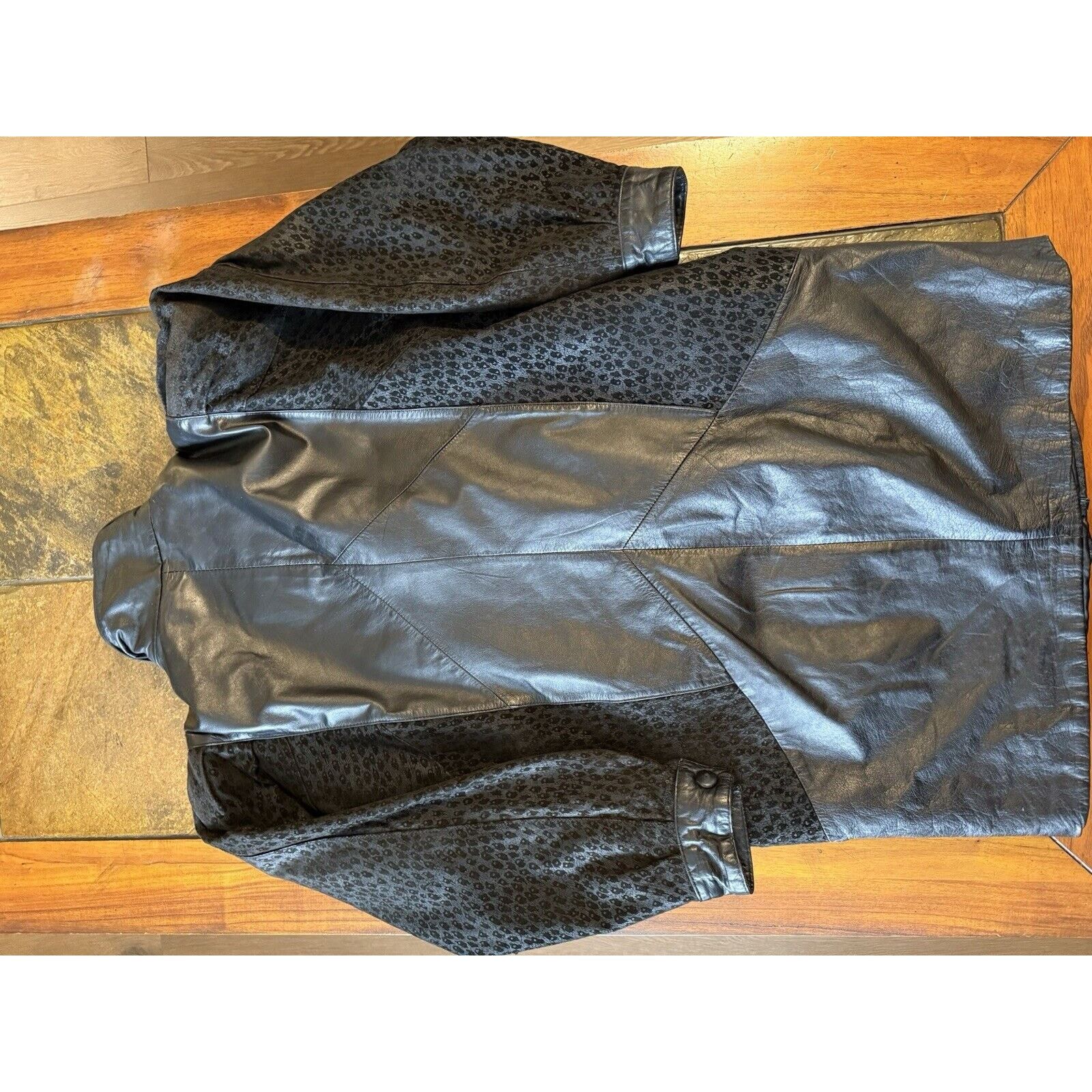 Wilsons Leather Pelle Studio Leather Jacket Women’s Size Medium Size M / US 6-8 / IT 42-44 - 8 Thumbnail