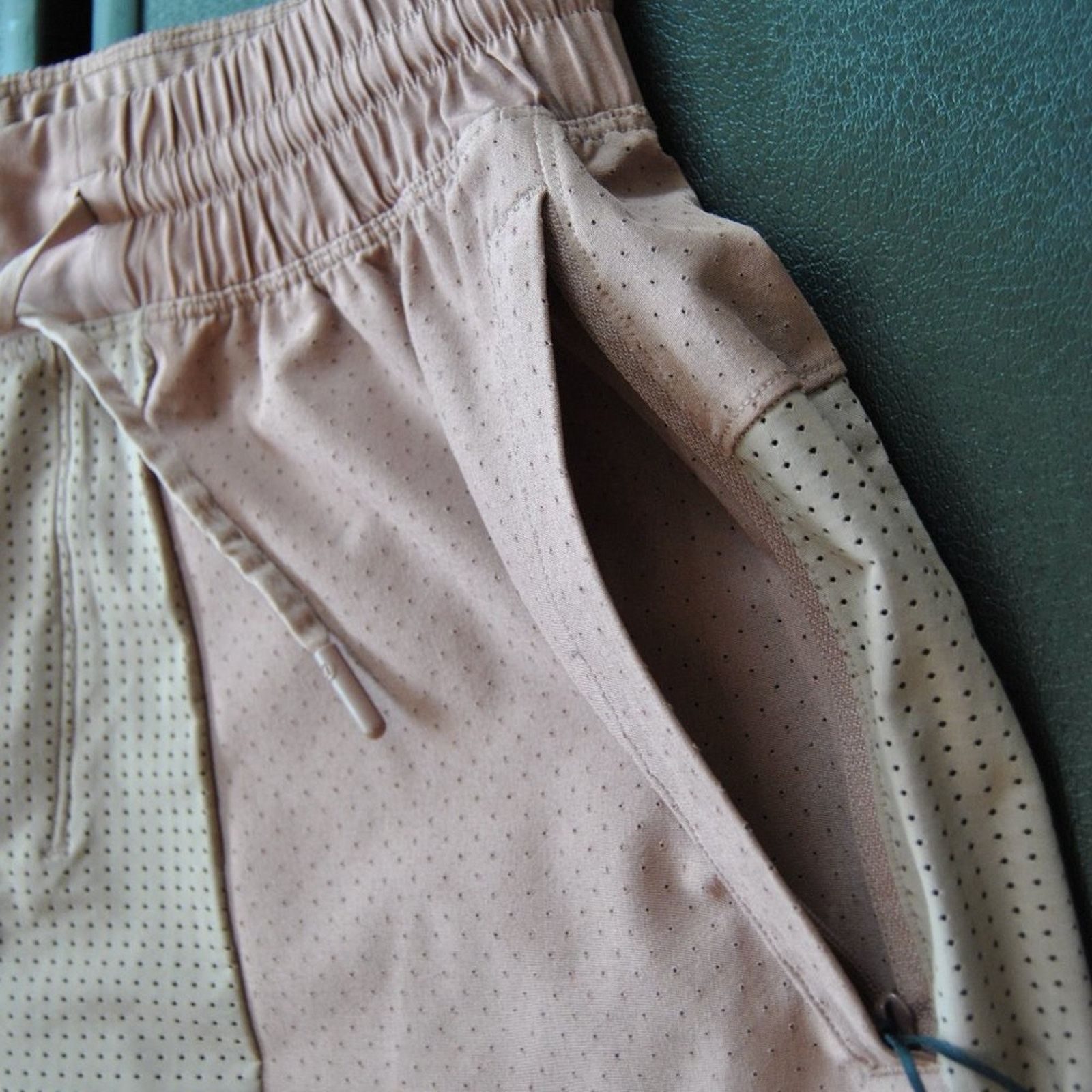 Lululemon Lululemon Small Step Back Jump Mesh Athletic Short Size US 28 / EU 44 - 3 Thumbnail