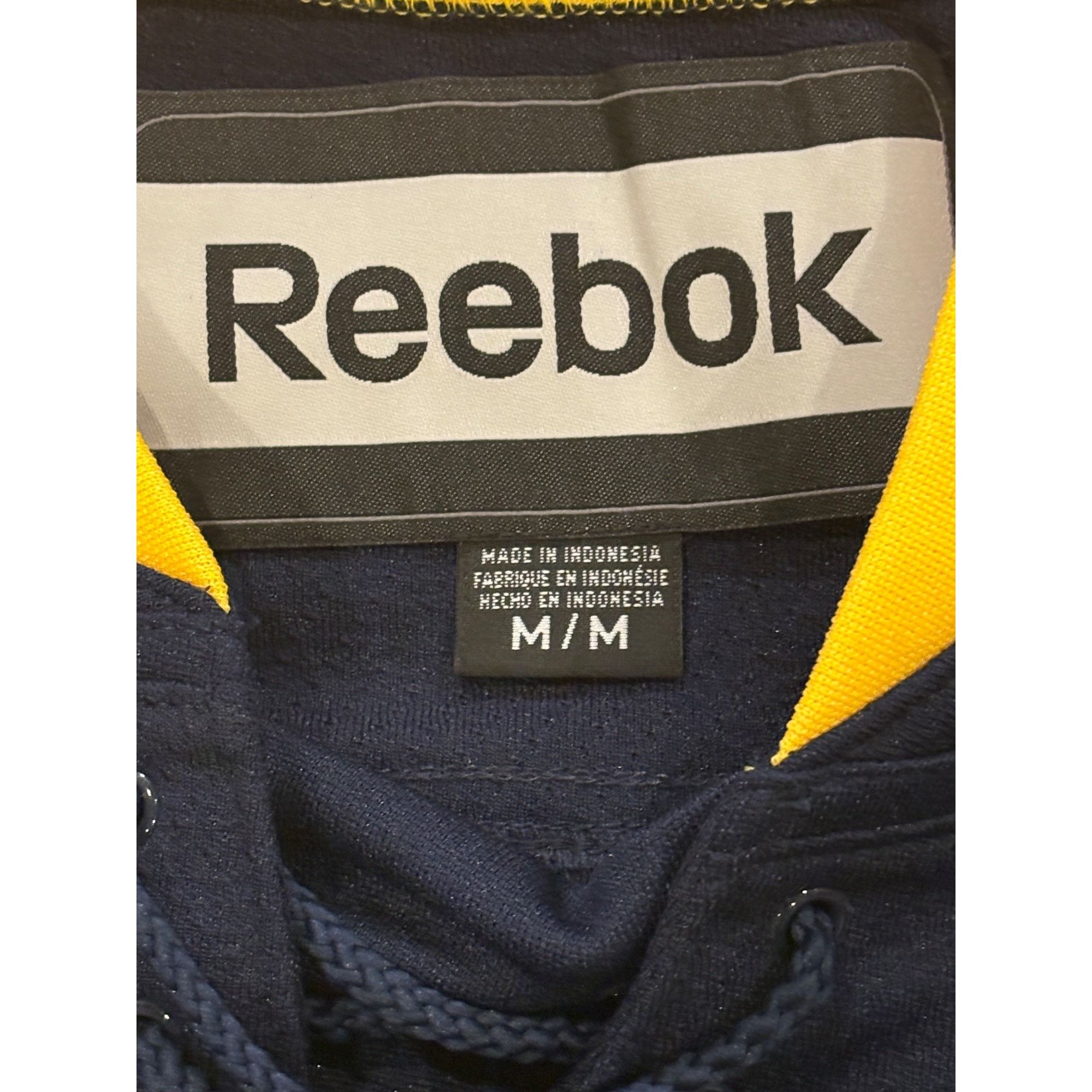 Reebok Reebok University of Michigan Wolverines NCAA Hockey Jersey Size US M / EU 48-50 / 2 - 6 Thumbnail