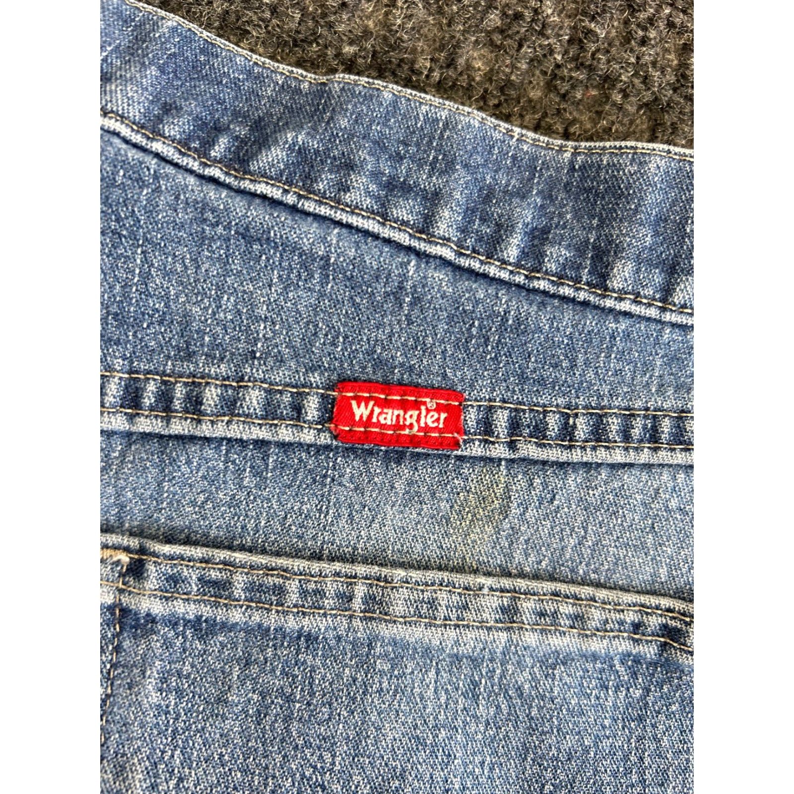 Wrangler VINTAGE Wrangler Jeans 32 x 30 Distressed Baggy Skater Grunge y2k 90s American Classic 5-Pocket Denim Blue Mens Jeans Size US 32 / EU 48 - 4 Thumbnail