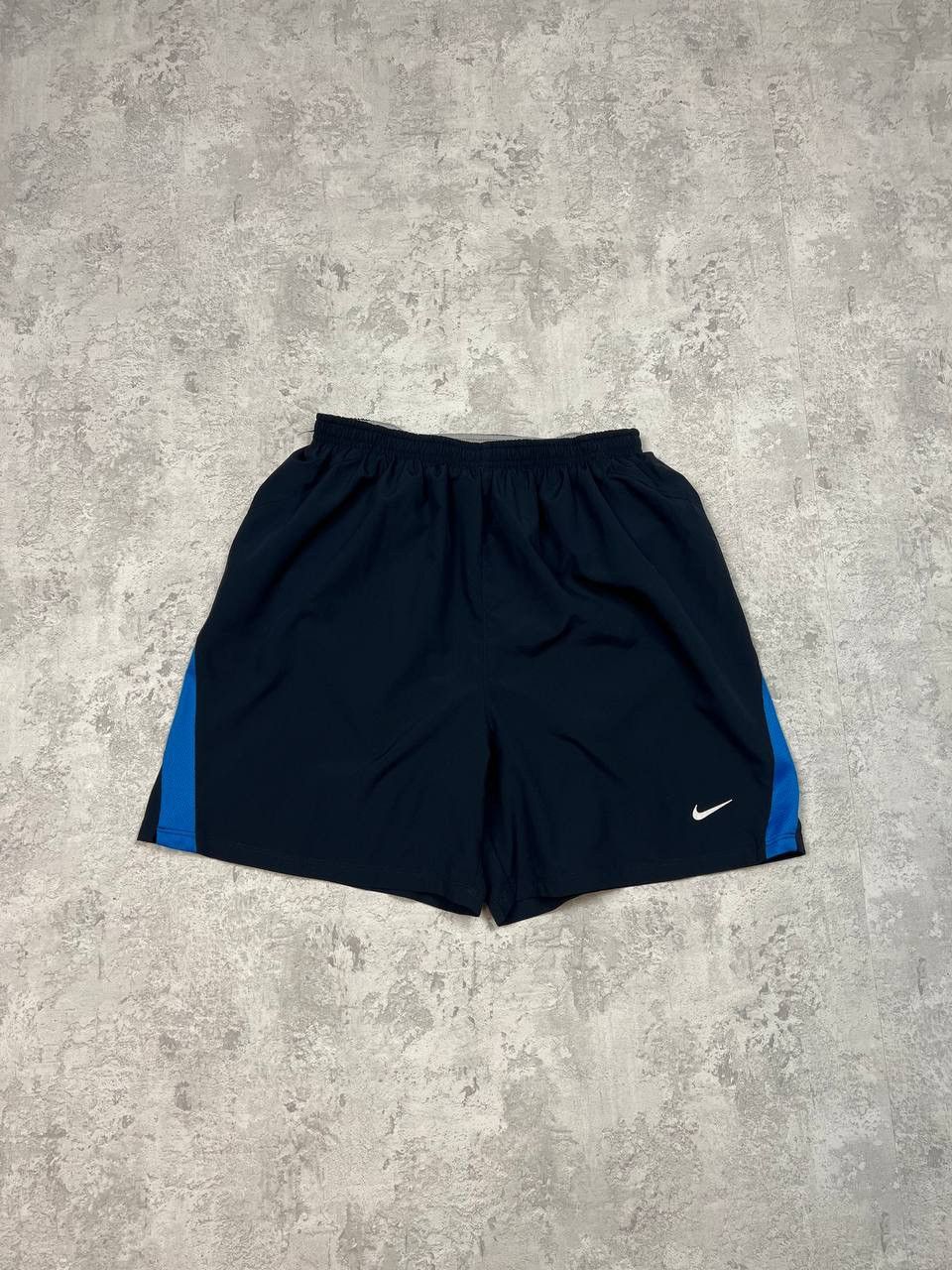 Nike Vintage Nike Shorts Size US 28 / EU 44 - 1 Thumbnail