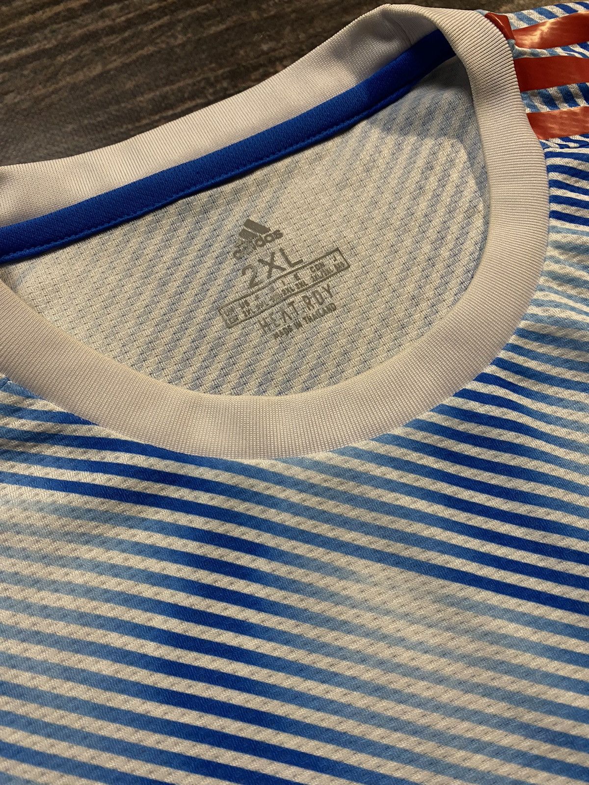 Adidas RARE ❗️ ADIDAS MANCHESTER UNITED STRIPED JERSEY Size US XL / EU 56 / 4 - 6 Thumbnail